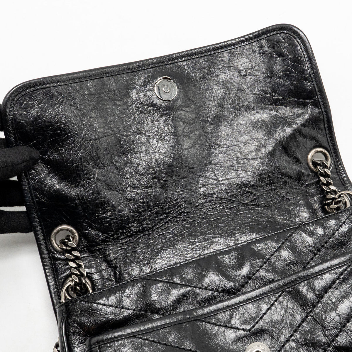 Saint Laurent/YSL Medium Niki Aged Calfskin Black SHW