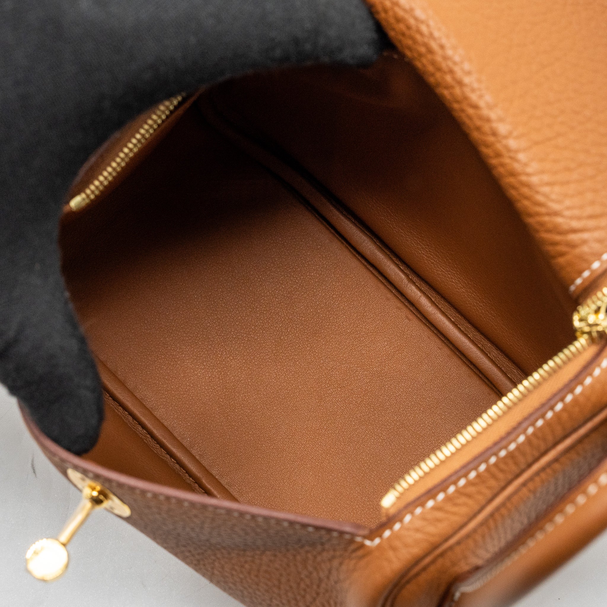 HERMES MINI LINDY CLEMENCE GOLD GHW