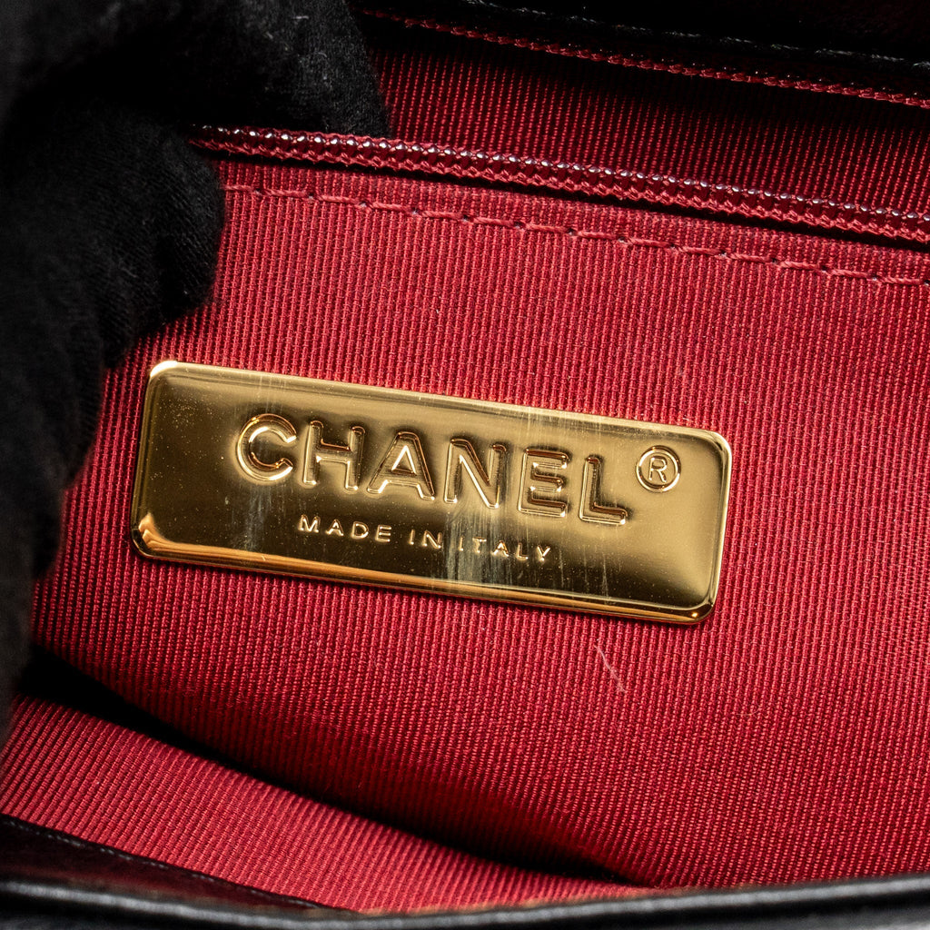 CHANEL SMALL 19 BAG GOATSKIN BLACK MULTICOLOUR HARDWARE