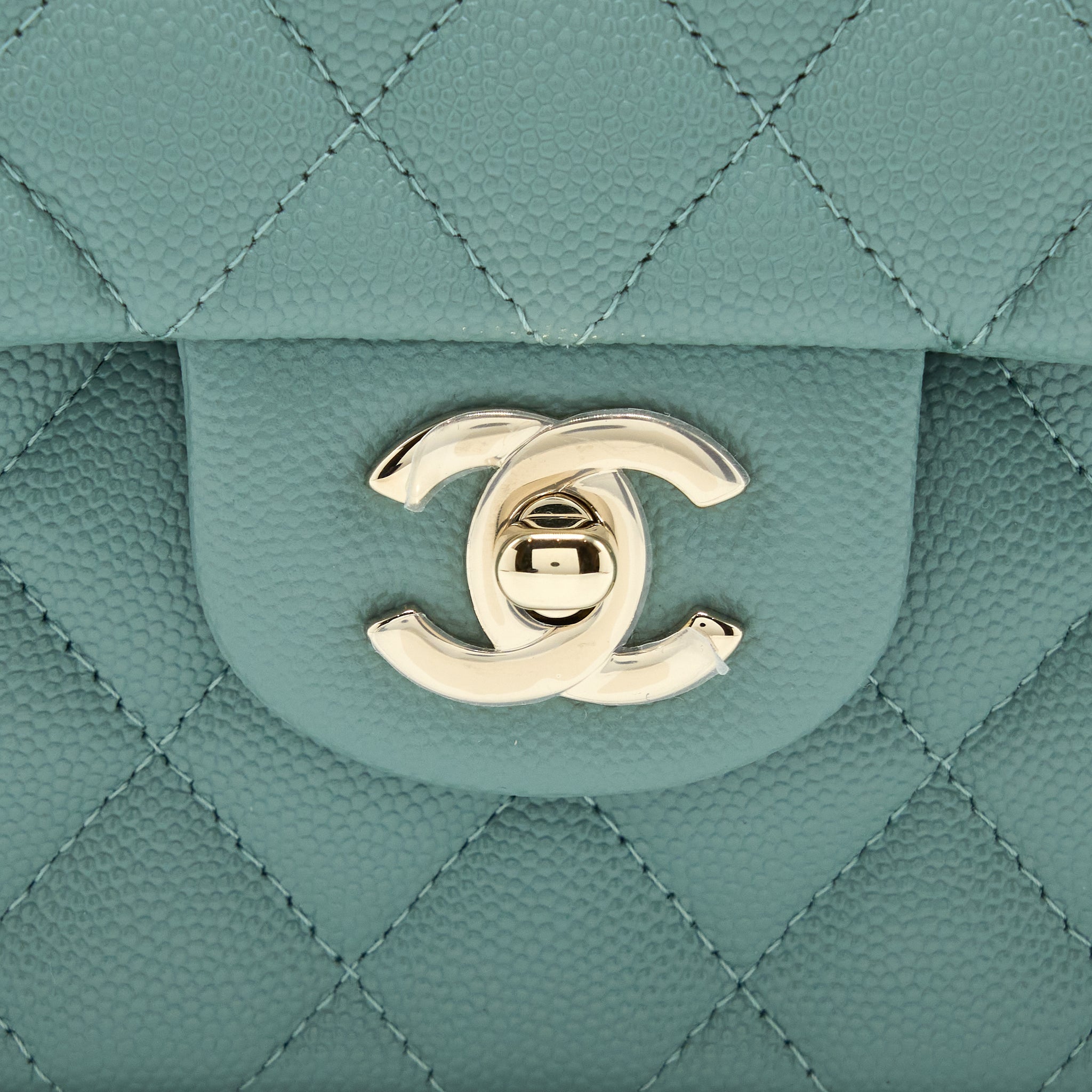 CHANEL 22C SMALL CLASSIC DOUBLE FLAP BAG CAVIAR NG124 GREYISH GREEN LGHW (MICROCHIP)