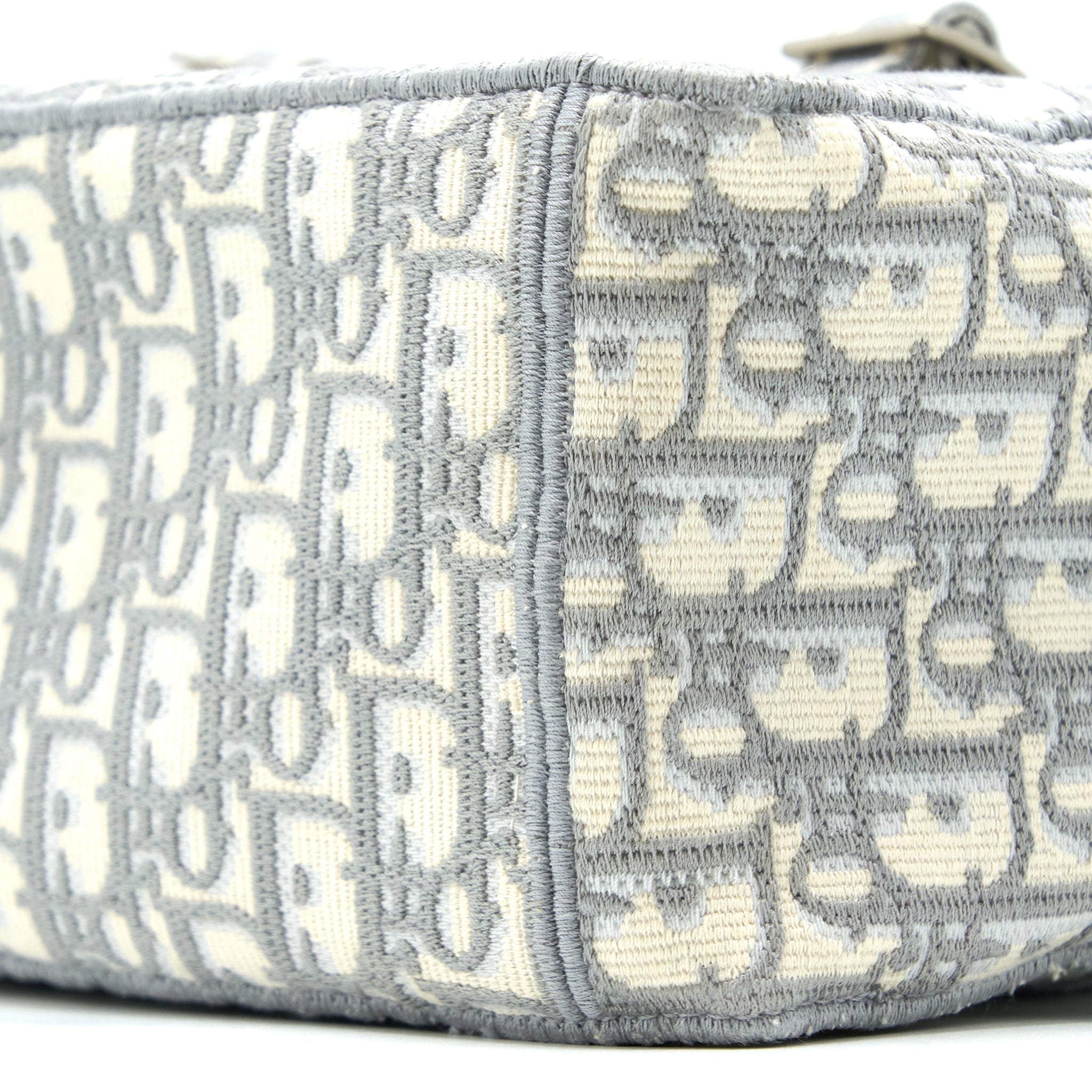 DIOR DIORCAMP MESSENGER BAG OBLIQUE EMBROIDERY LIGHT GREY SHW