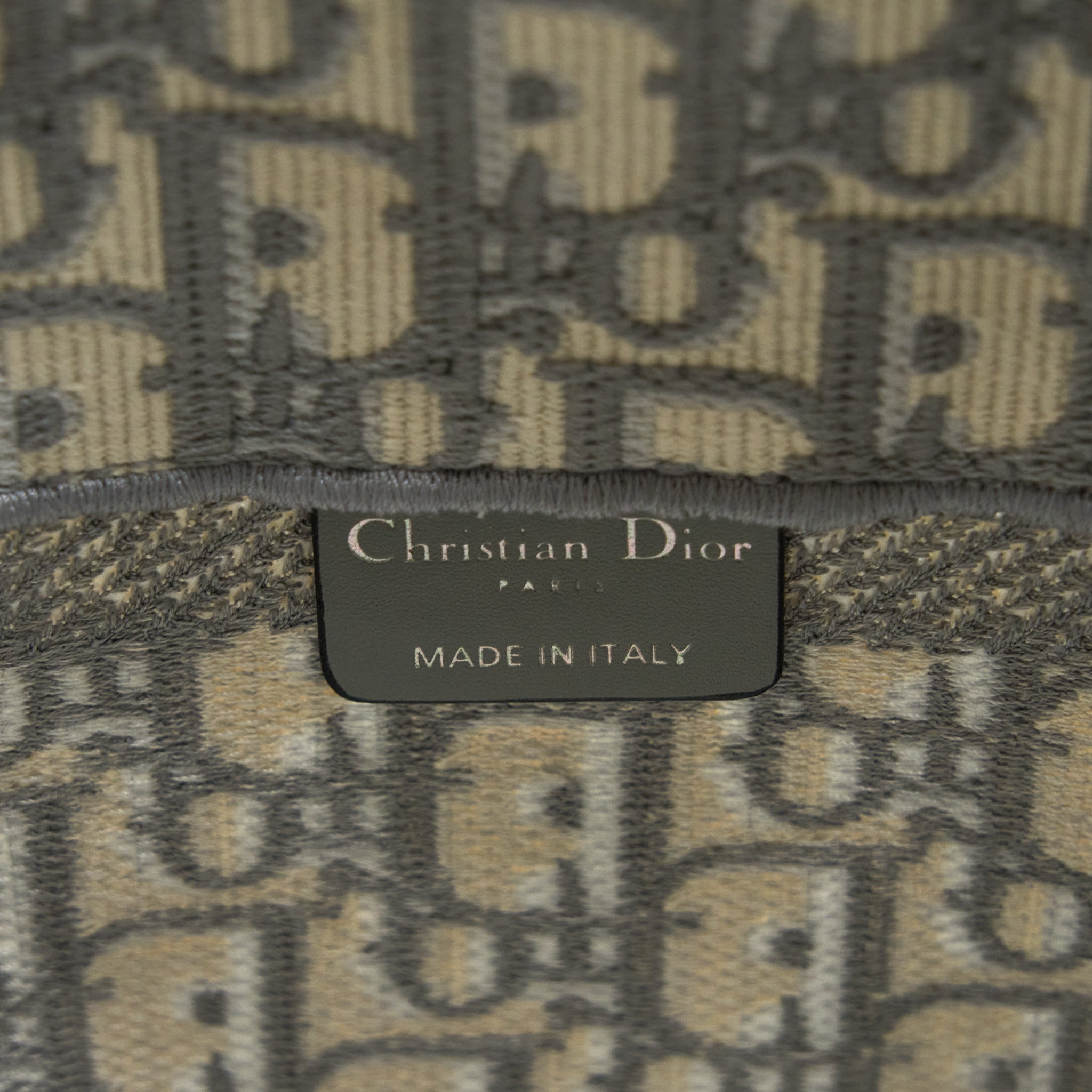 DIOR DIORCAMP MESSENGER BAG OBLIQUE EMBROIDERY LIGHT GREY SHW