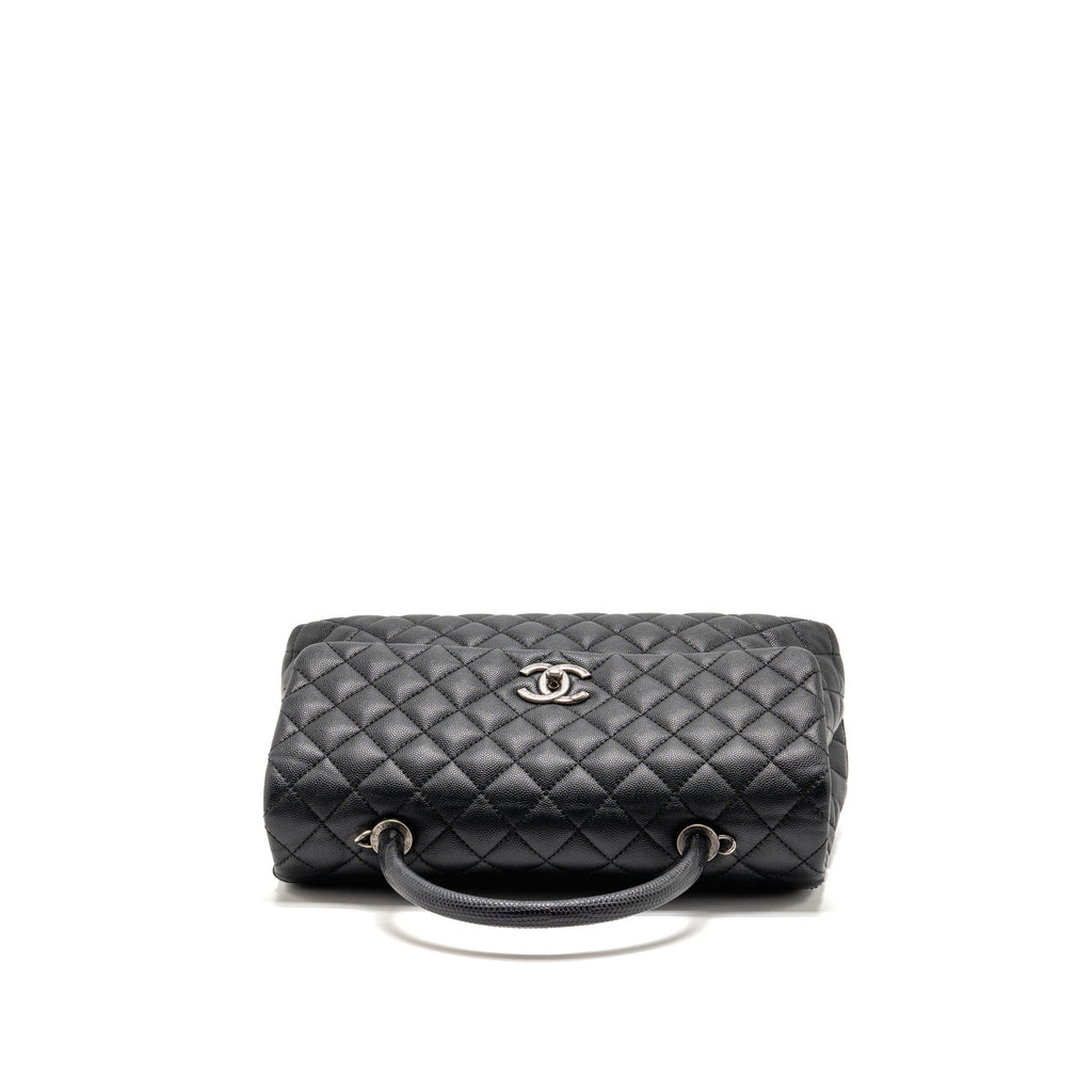Chanel Large Coco Handle Flap Bag Lizard Embossed Handle Caviar Black Ruthenium Hardware