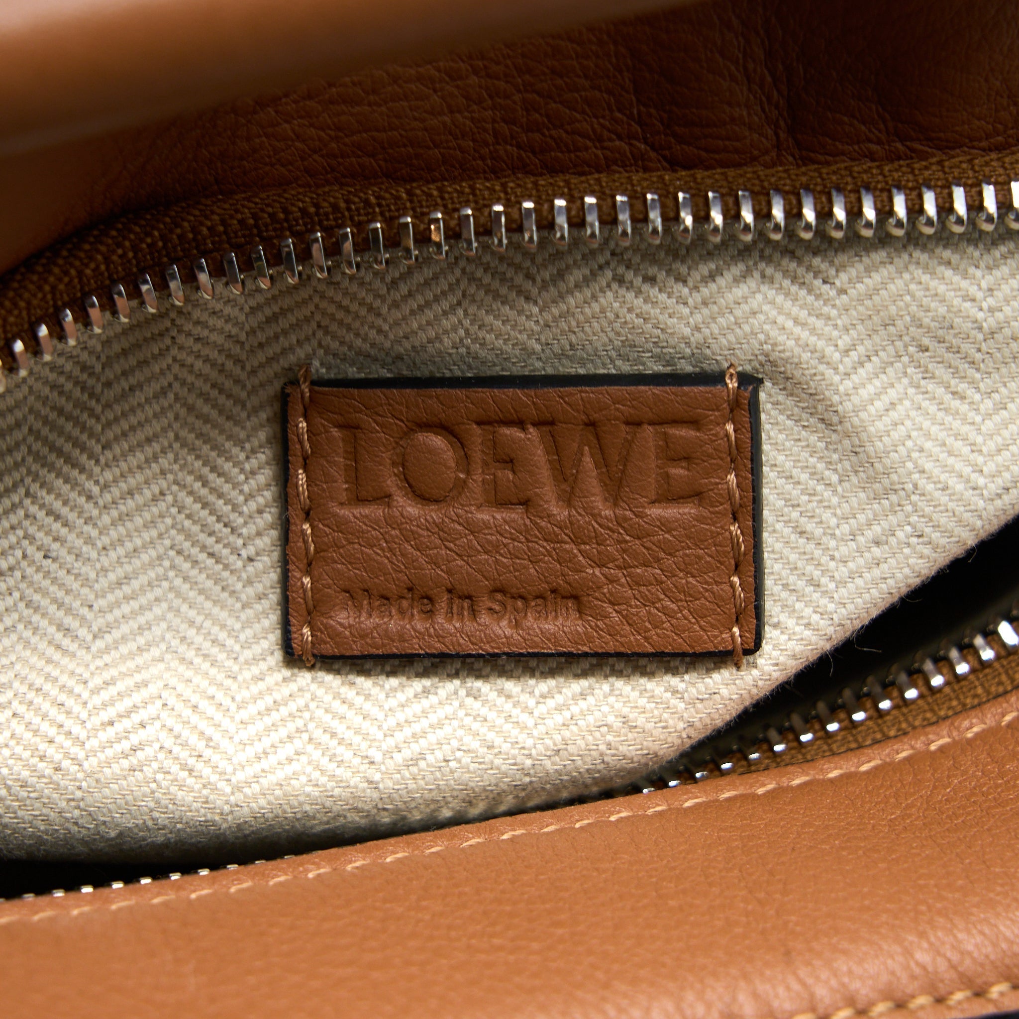 LOEWE SMALL PUZZLE BAG CALFSKIN TAN SHW