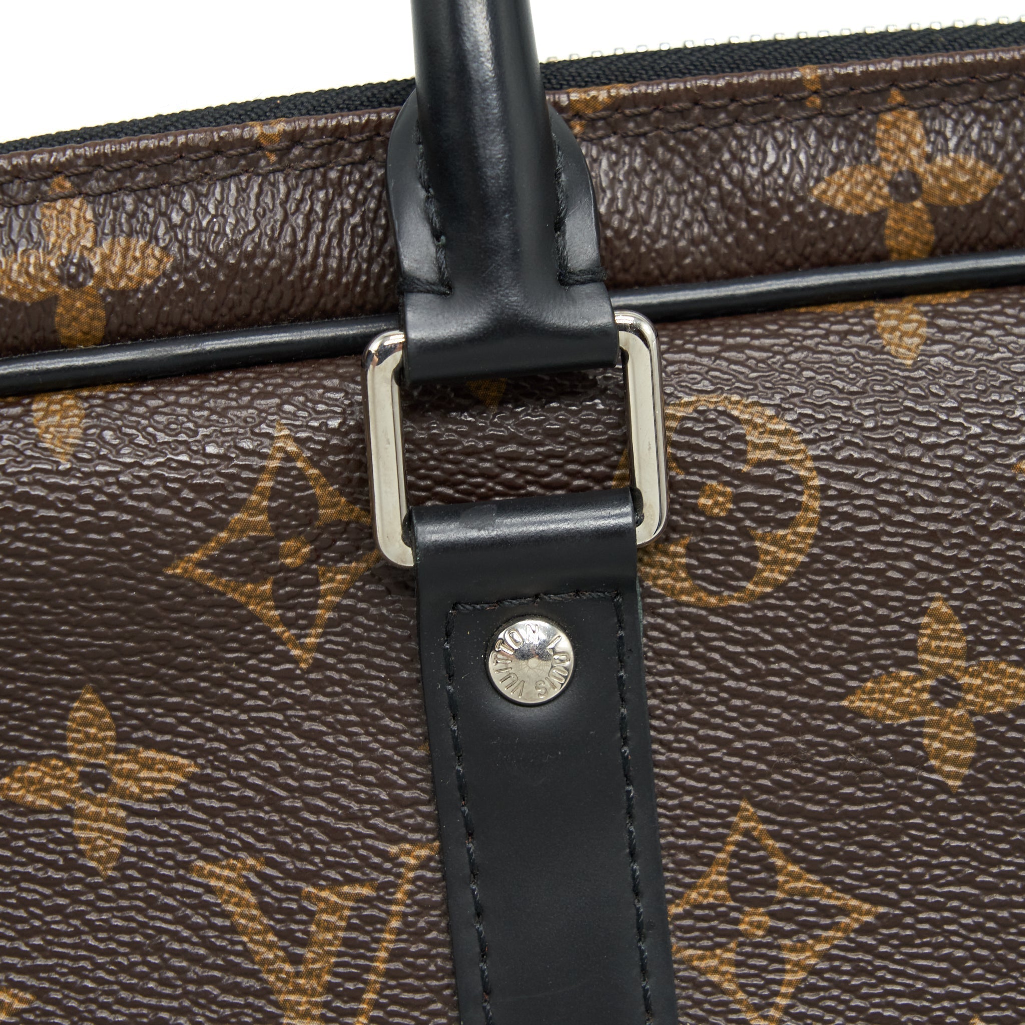 LOUIS VUITTON PORTE DOCUMENTS VOYAGE PM BAG MONOGRAM CANVAS