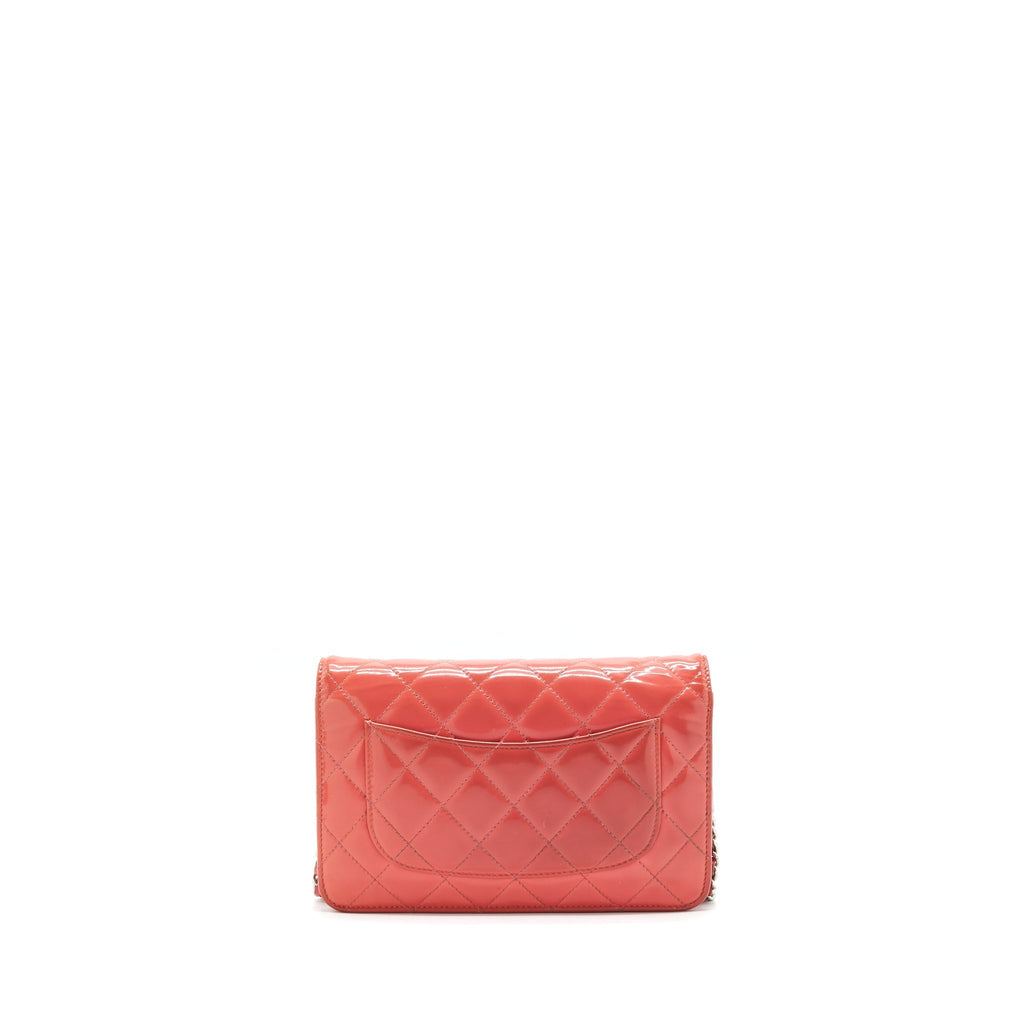 CHANEL WALLET ON CHAINS RED PATENT SHW