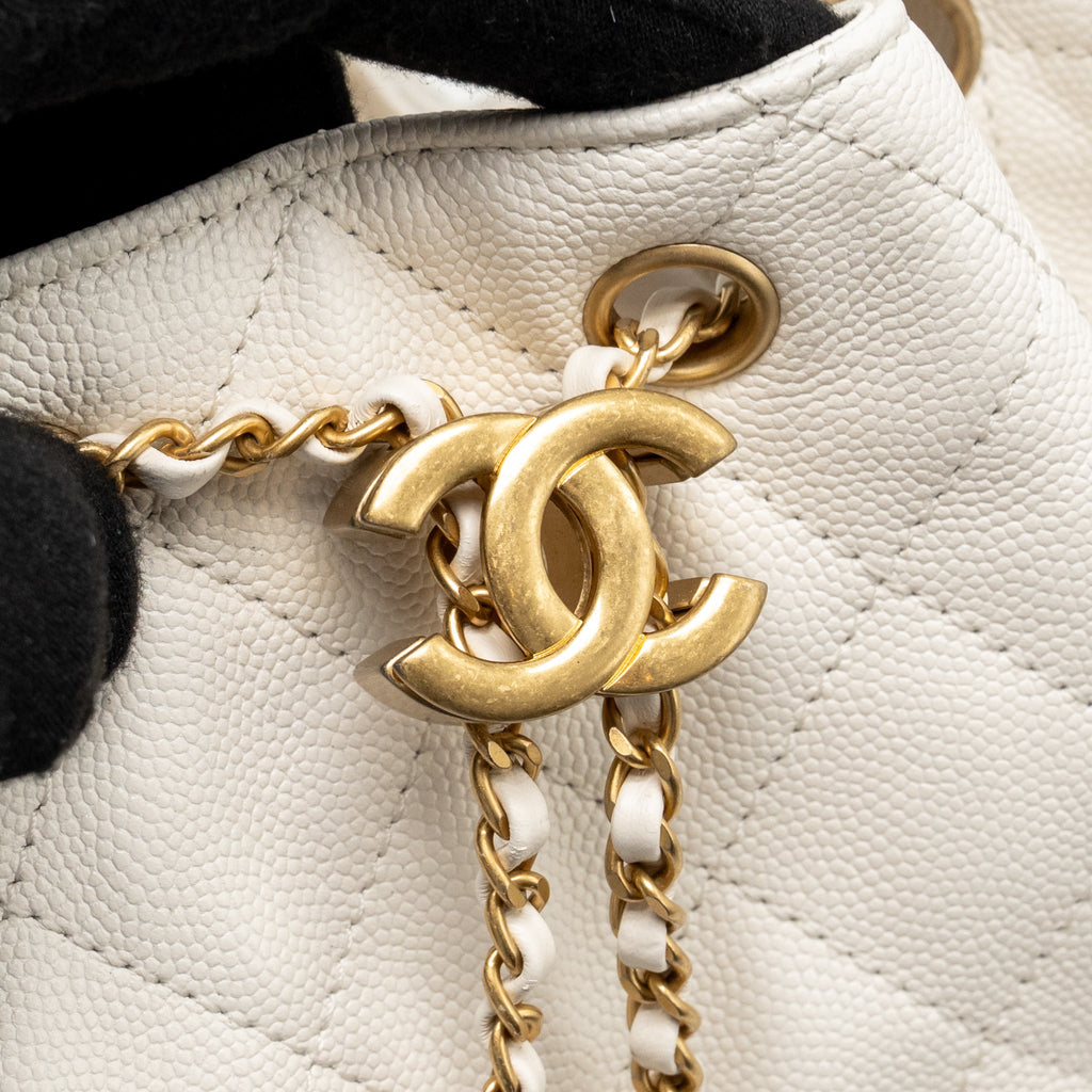 Chanel Small 25 Bag Caviar White GHW (Microchip)
