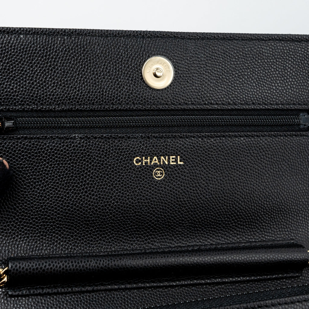 CHANEL DETAILED LOGO WALLET ON CHAIN BLACK CAVIAR LGHW (MICROCHIP)