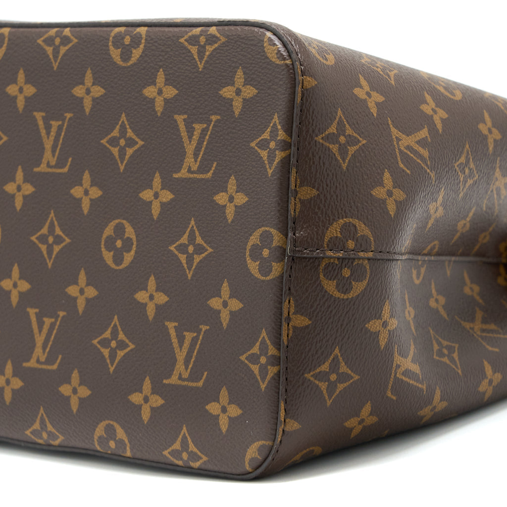 LOUIS VUITTON NEONOE MONOGRAM CANVAS CARAMEL GHW