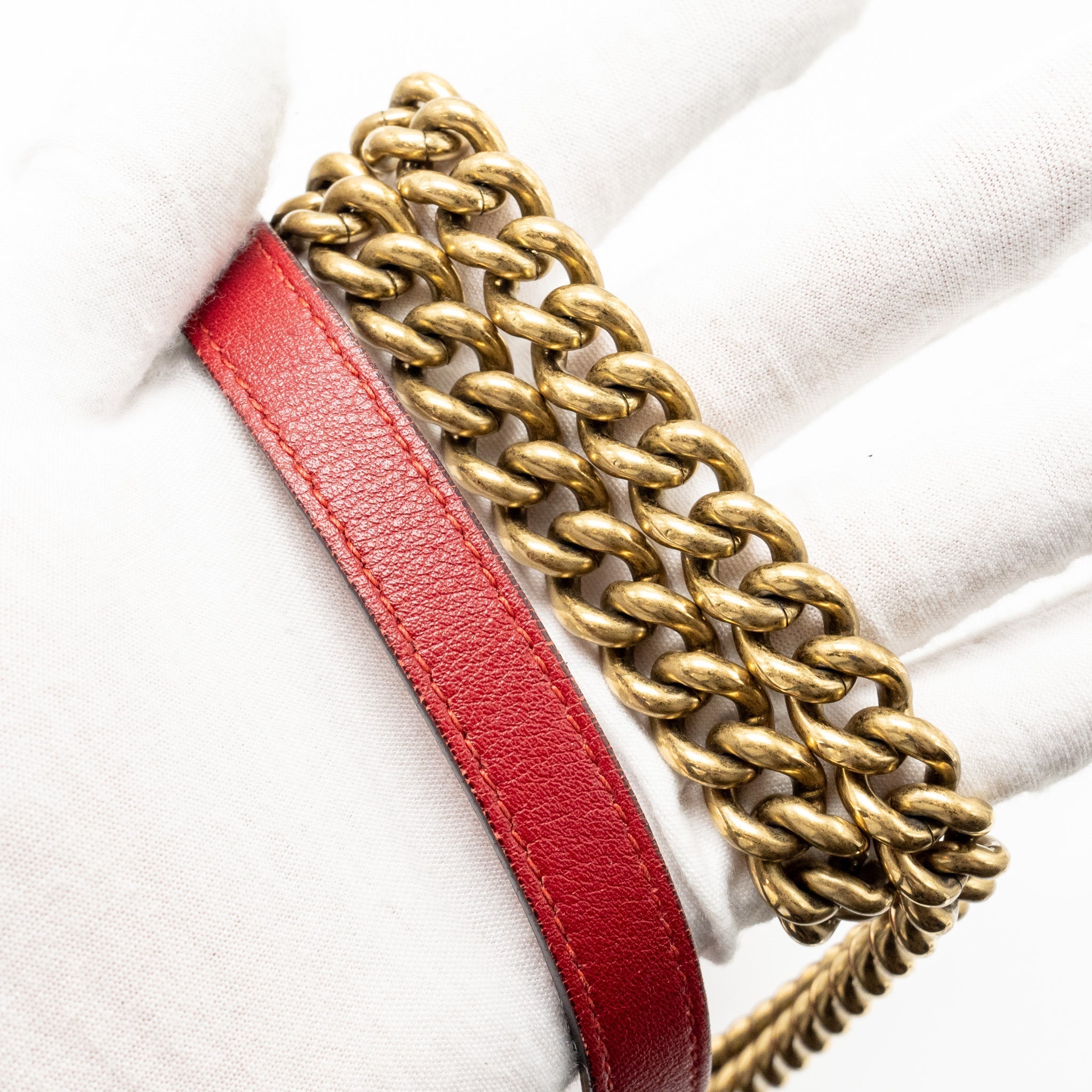 GUCCI SMALL GG MARMONT BAG VELVET RED GHW