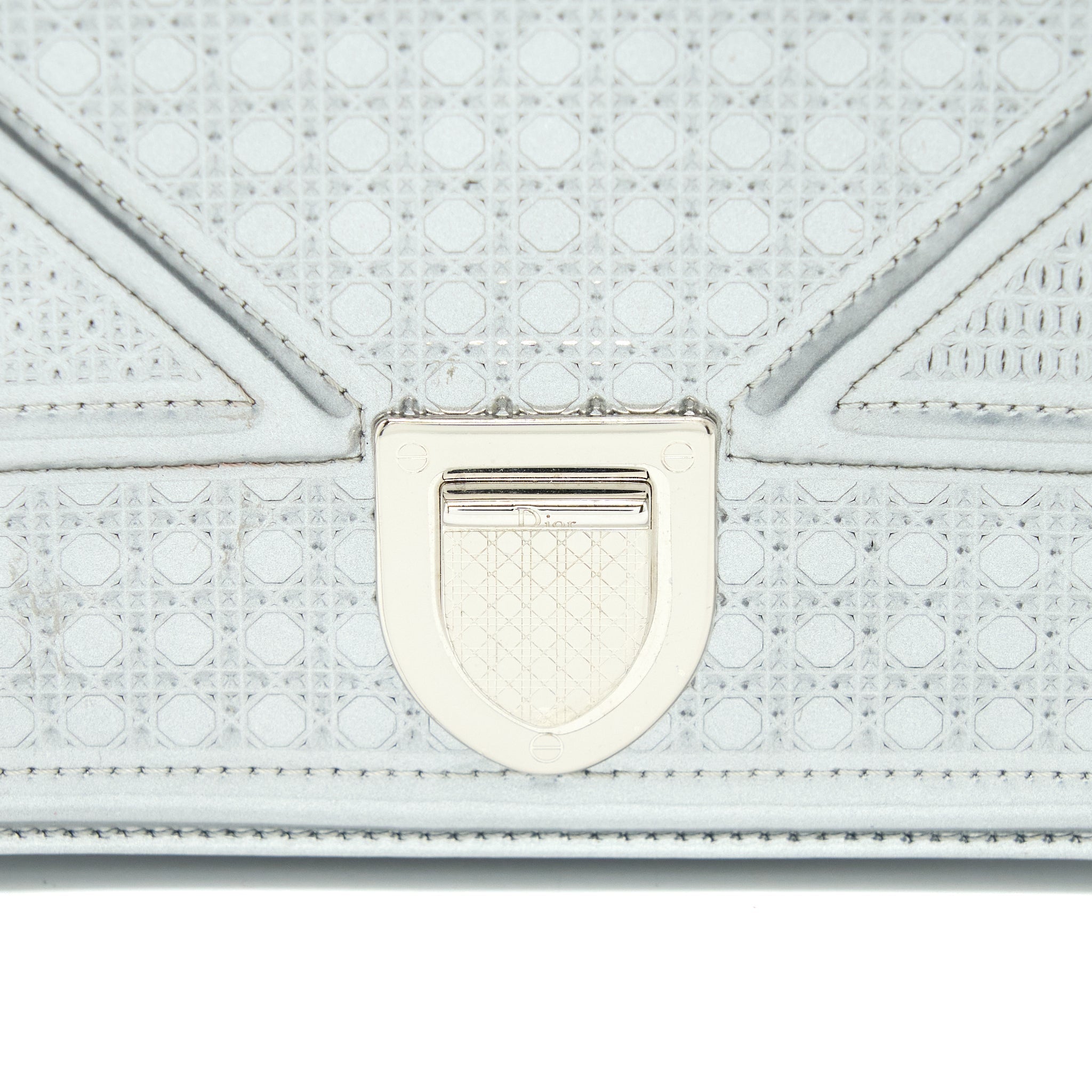 DIOR DIORAMA WALLET ON CHAIN PATENT METALLIC SILVER SHW