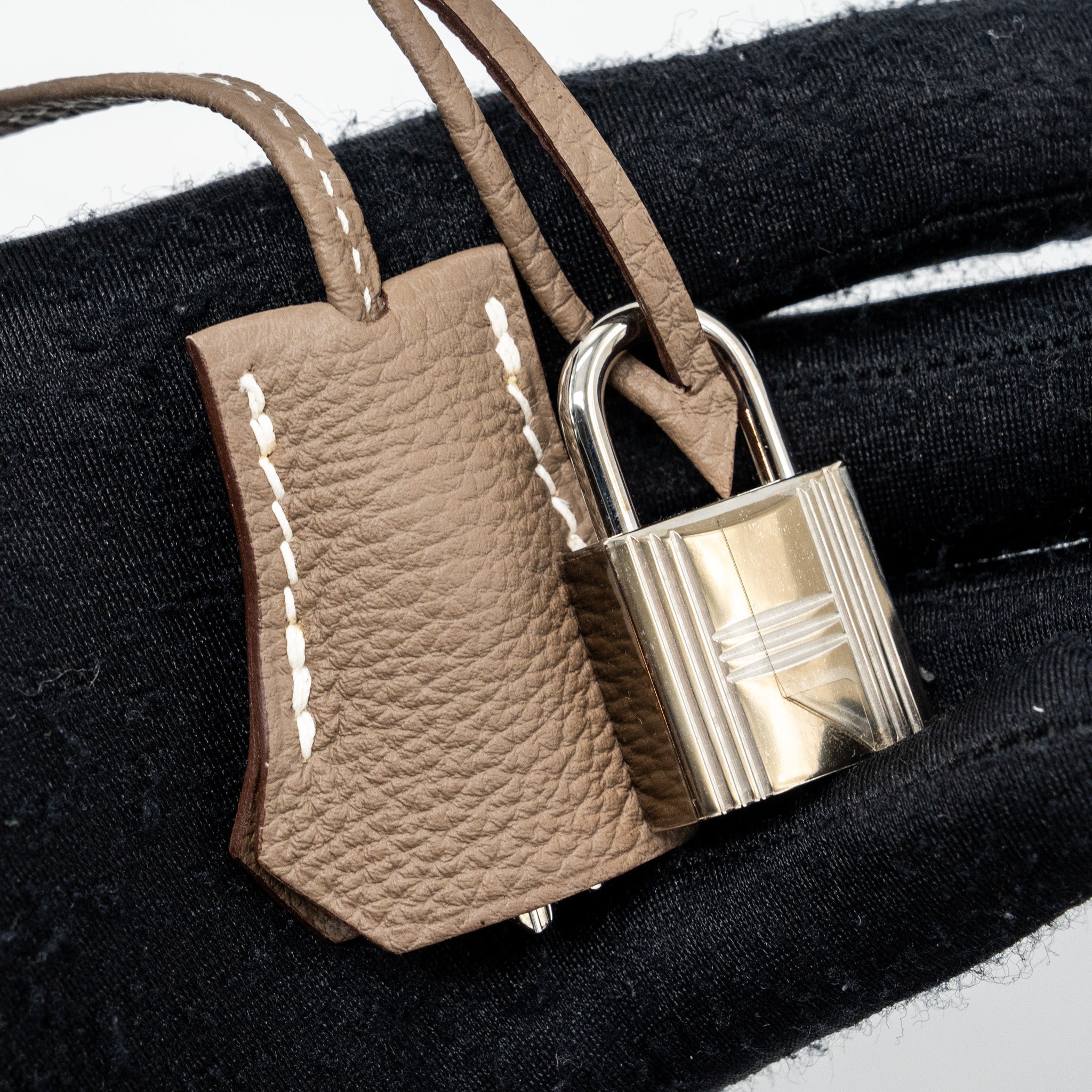 HERMES KELLY 28 TOGO ETOUPE SHW