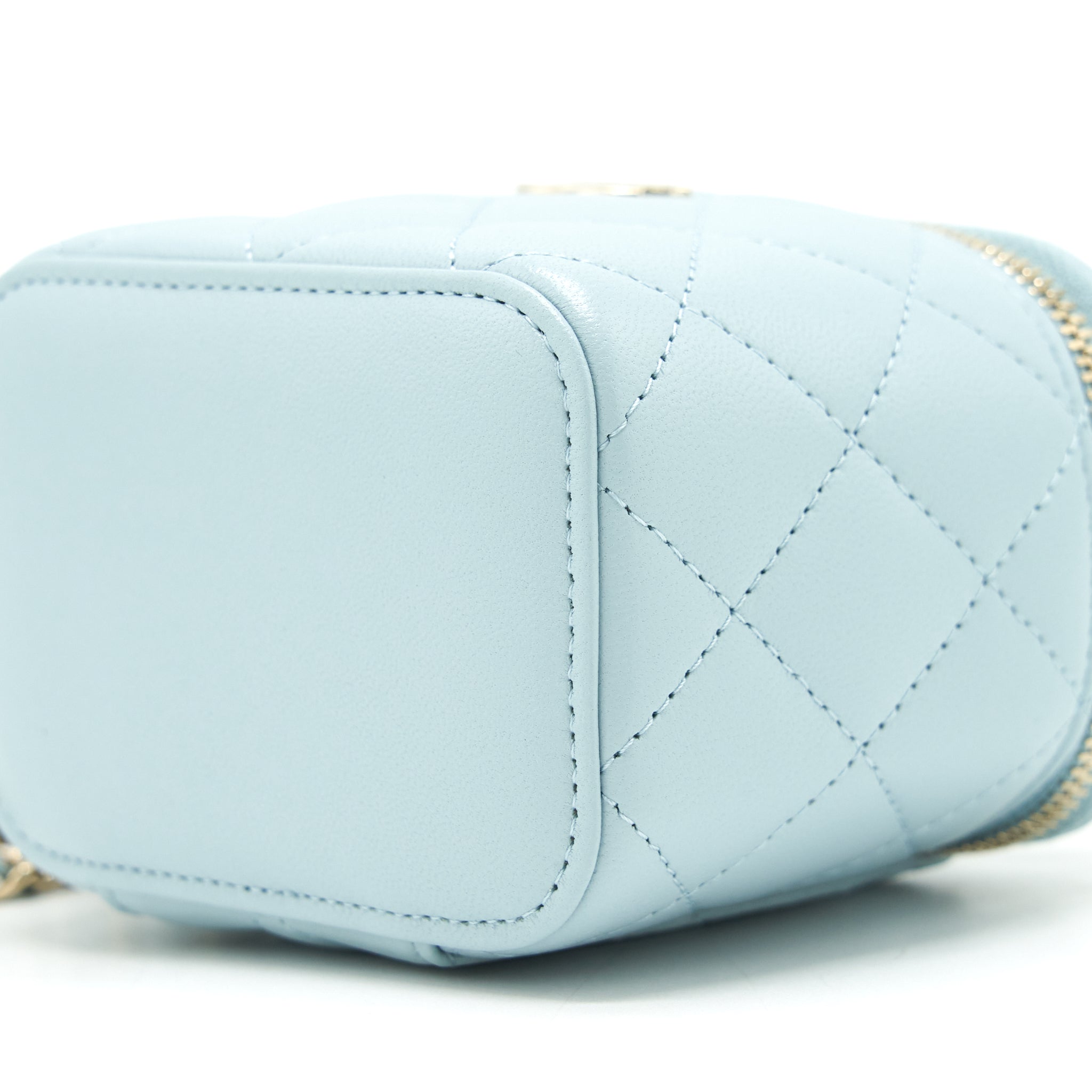 CHANEL 22S MINI TOP HANDLE VANITY CASE LAMBSKIN LIGHT BLUE LGHW