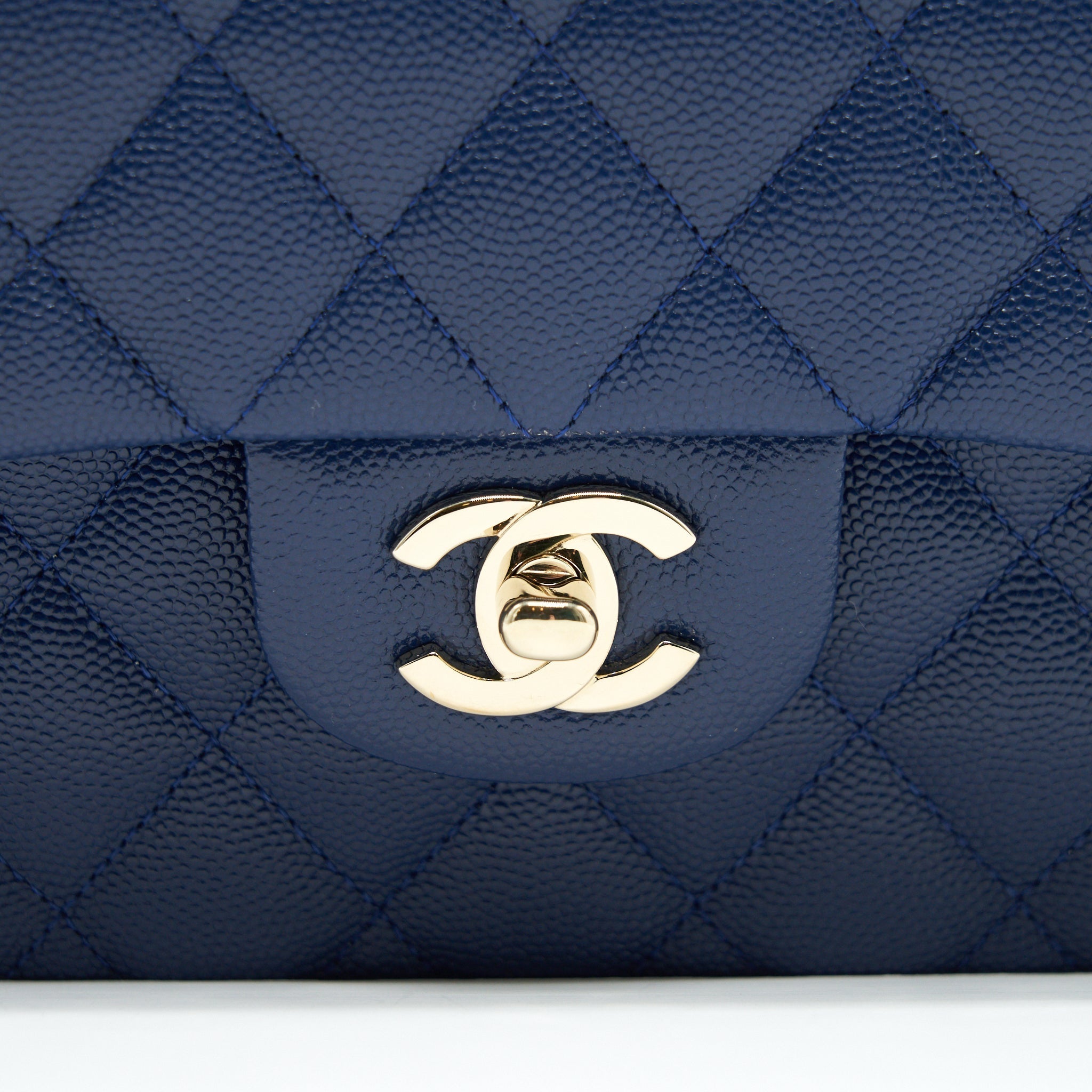 CHANEL CLASSIC SMALL DOUBLE FLAP CAVIAR NAVY LGHW