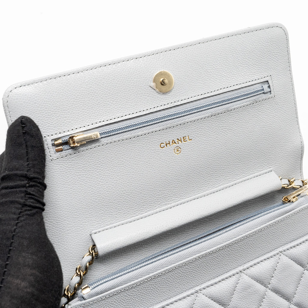 CHANEL CLASSIC WALLET ON CHAIN CAVIAR LIGHT GREY LGHW (MICROCHIP)