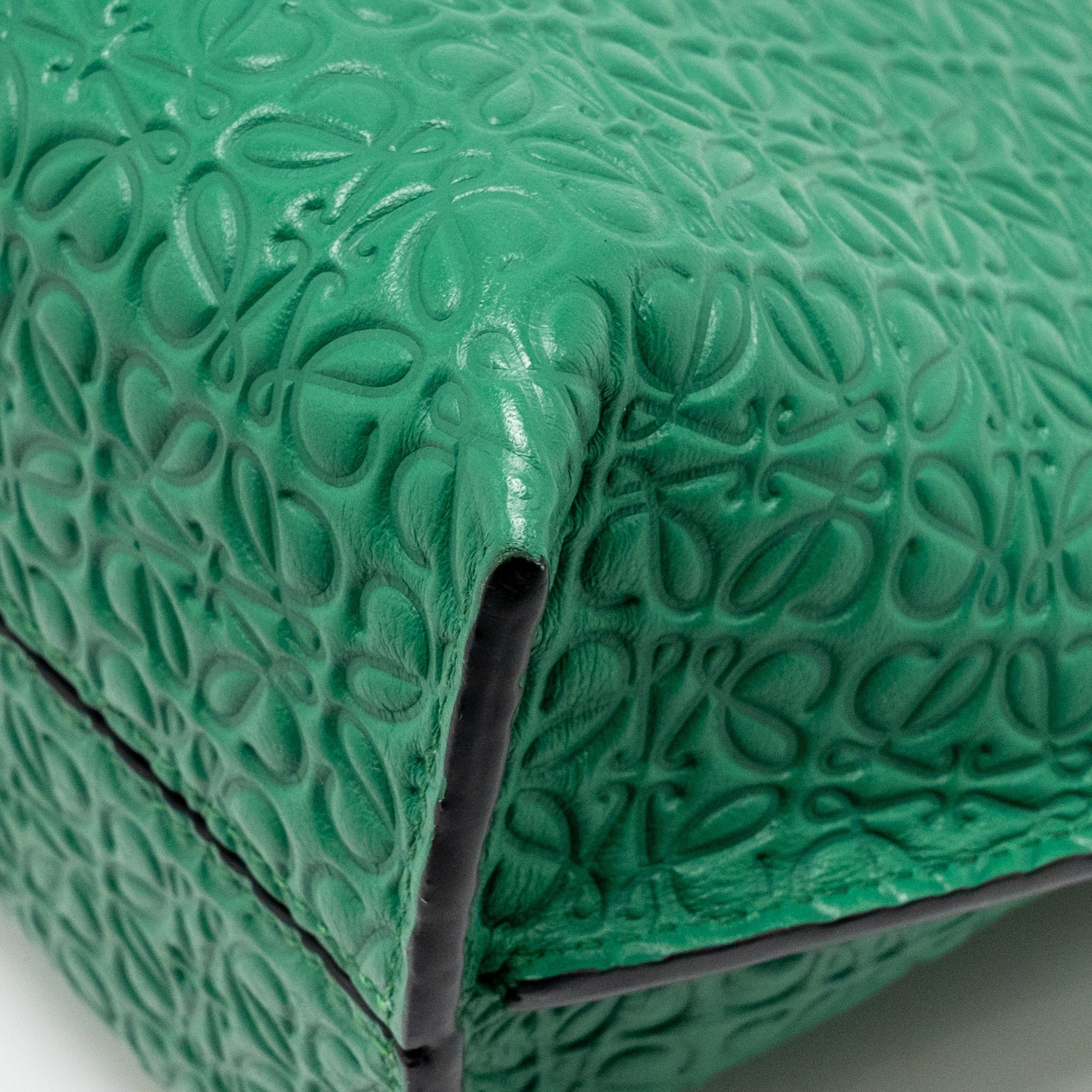 LOEWE AVENUE ANAGRAM CROSSBODY BAG EMBOSSED CALFSKIN GREEN GHW