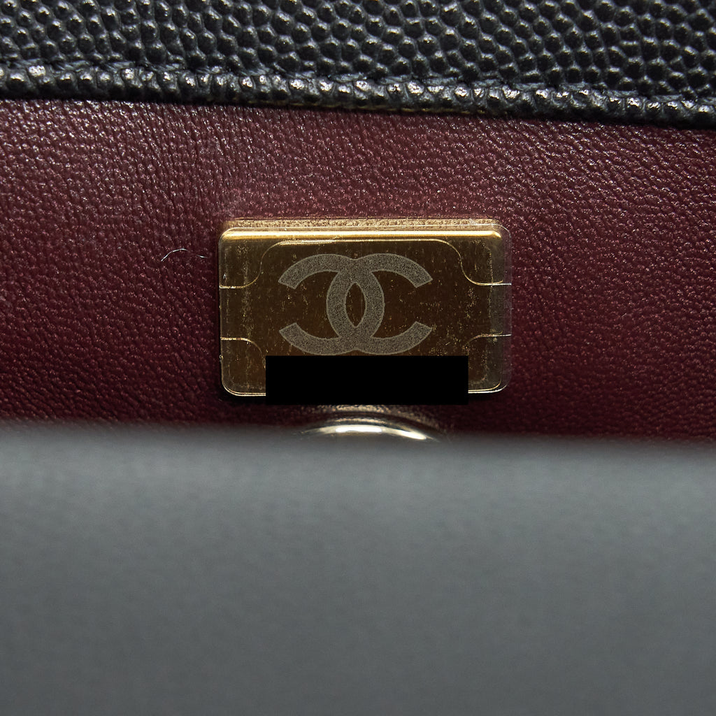 CHANEL 22P SMALL COCO HANDLE CAVIAR BLACK LGHW (MICROCHIP)