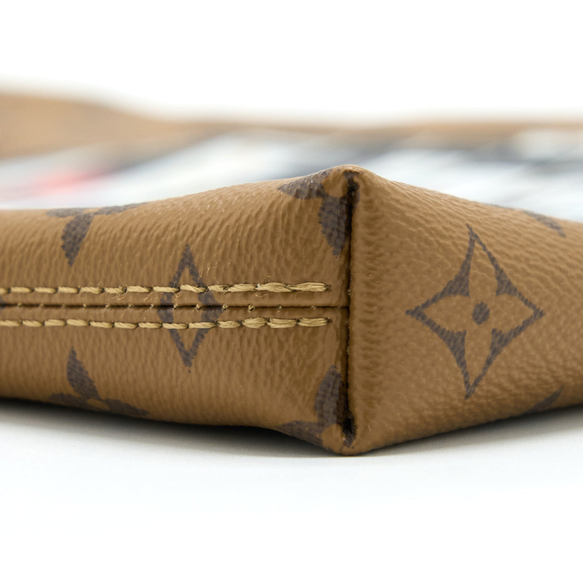 LOUIS VUITTON CARRY IT TOTE MONOGRAM REVERSE CANVAS WITH PRINT GHW