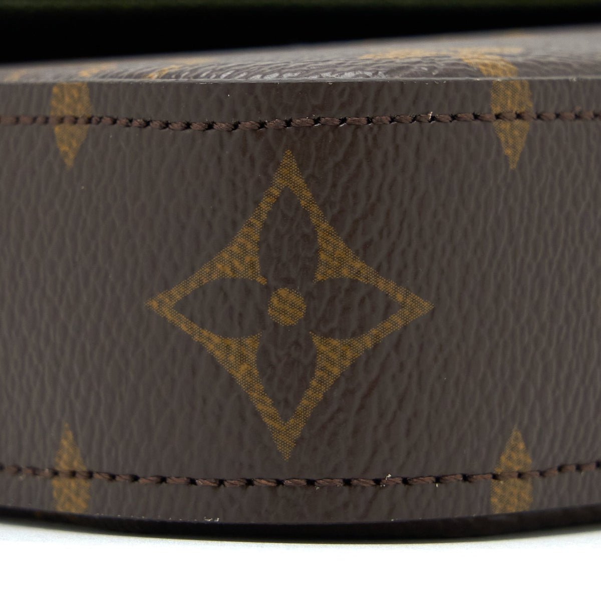 LOUIS VUITTON FELICIE STRAP & GO MONOGRAM CANVAS GHW
