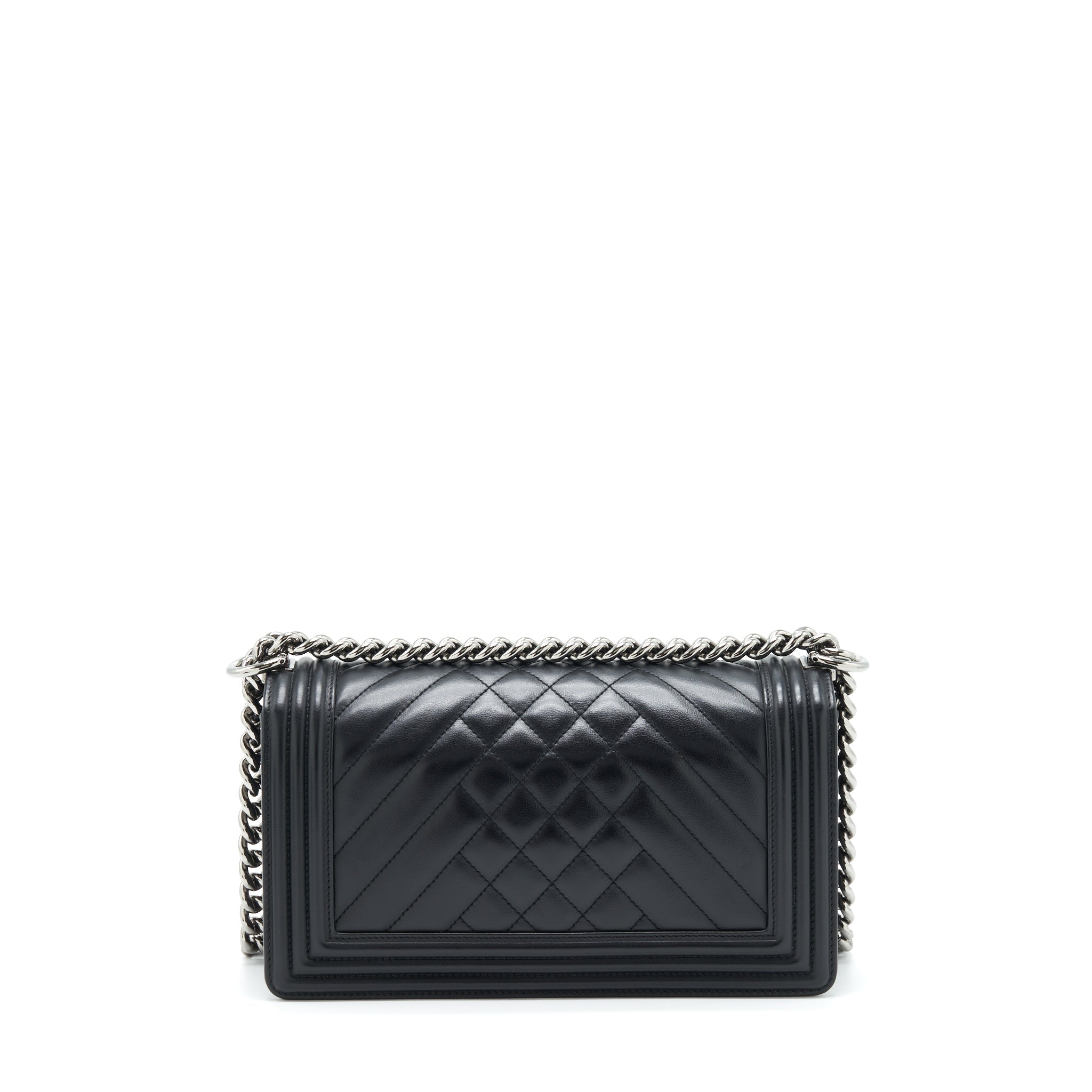 CHANEL MEDIUM BOY BAG QUILTED AND CHEVRON CALFSKIN BLACK SHW