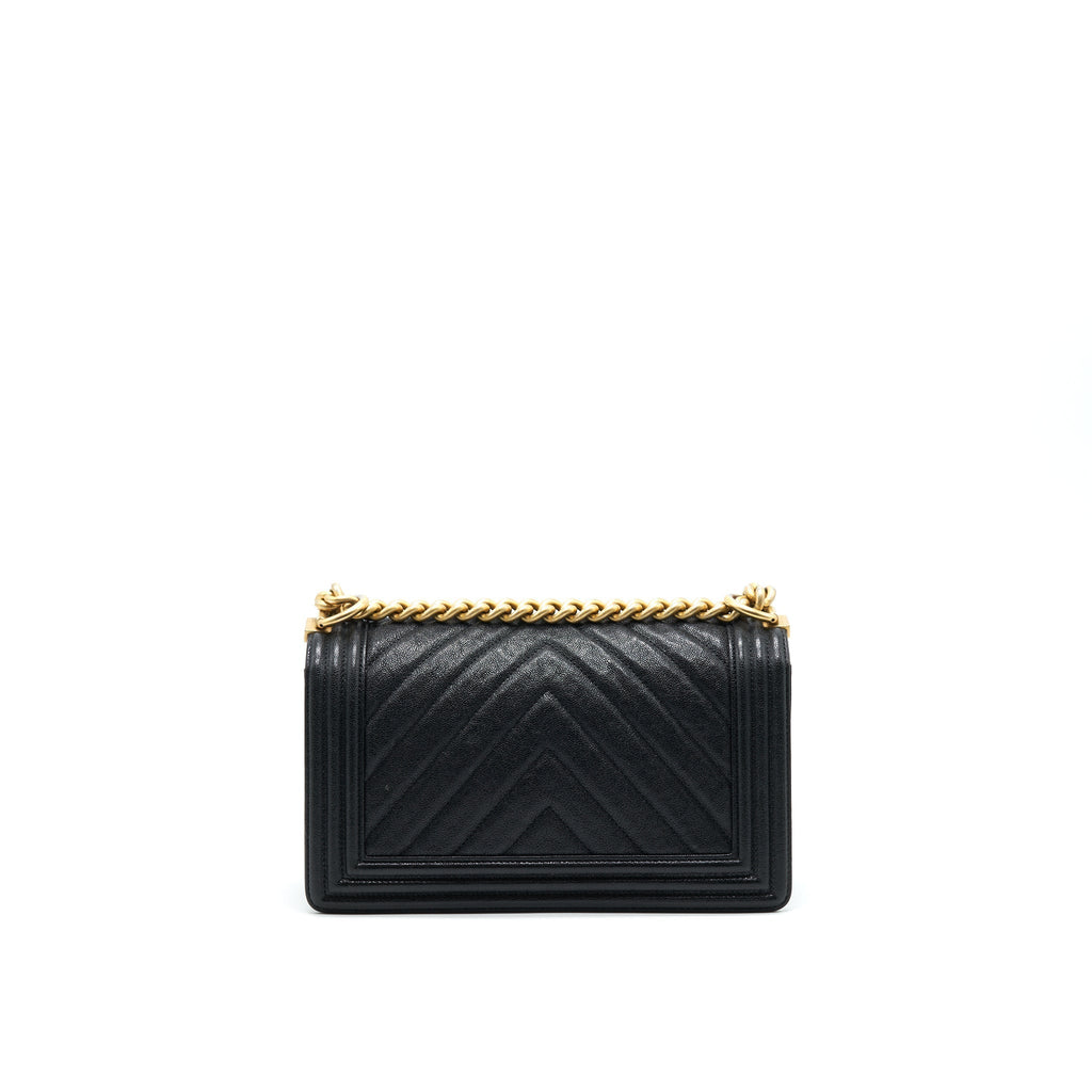 CHANEL CHEVRON MEDIUM BOY CHANEL HANDBAG CAVIAR BLACK GHW