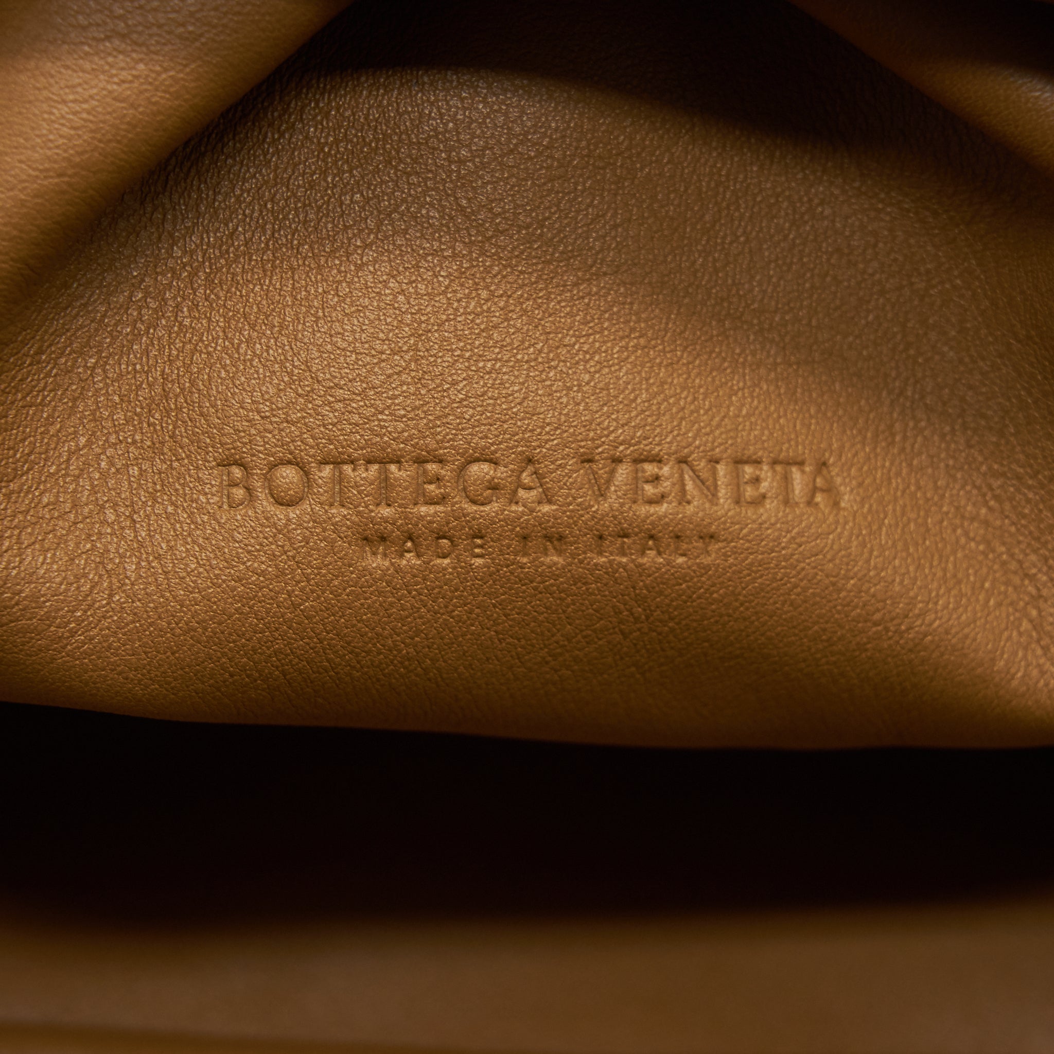 BOTTEGA VENETA THE POUCH CAMMELLO