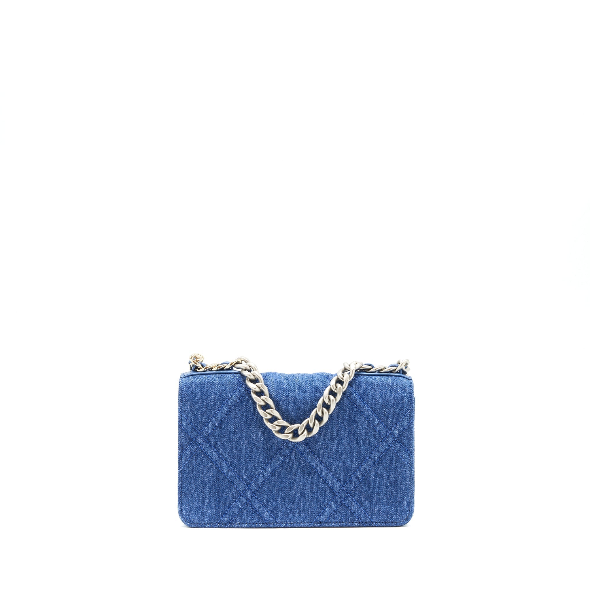 CHANEL 22P DENIM 19 WALLET ON CHAIN
