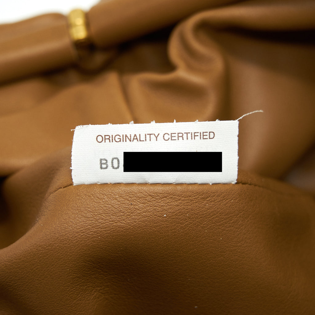 BOTTEGA VENETA THE POUCH CAMMELLO