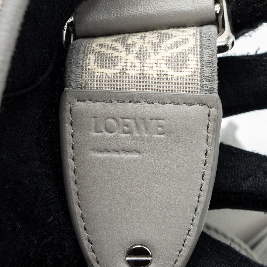 LOEWE MINI GATE DUAL BAG CALFSKIN PEARL GREY SHW