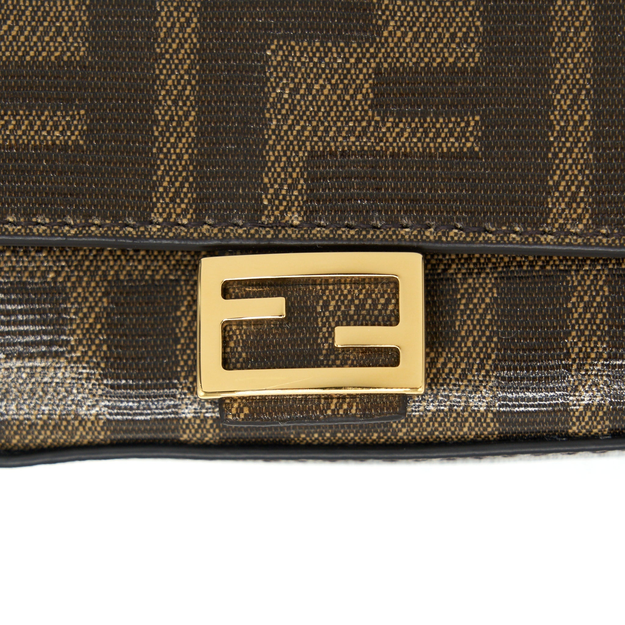 FENDI MINI CROSSBODY POUCHE WITH CHAIN