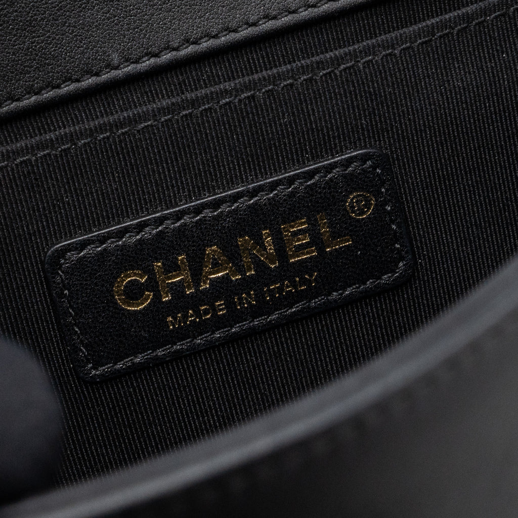 CHANEL SMALL BOY BAG CALFSKIN BLACK GHW