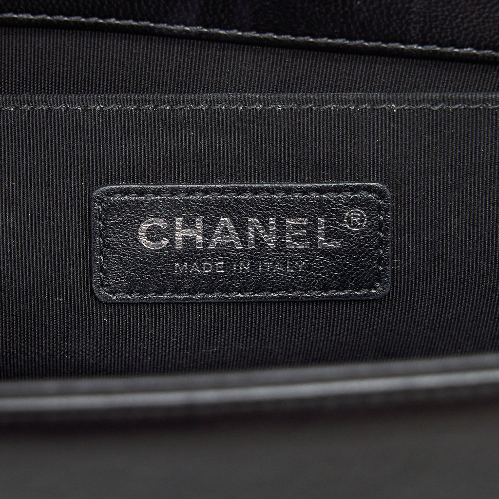 CHANEL MEDIUM BOY BLACK LAMBSKIN RUTHENIUM SHW