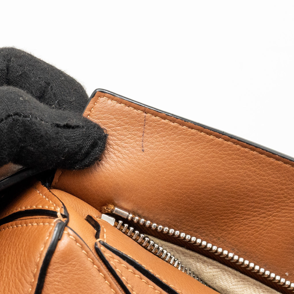 LOEWE SMALL PUZZLE BAG CALFSKIN TAN SHW