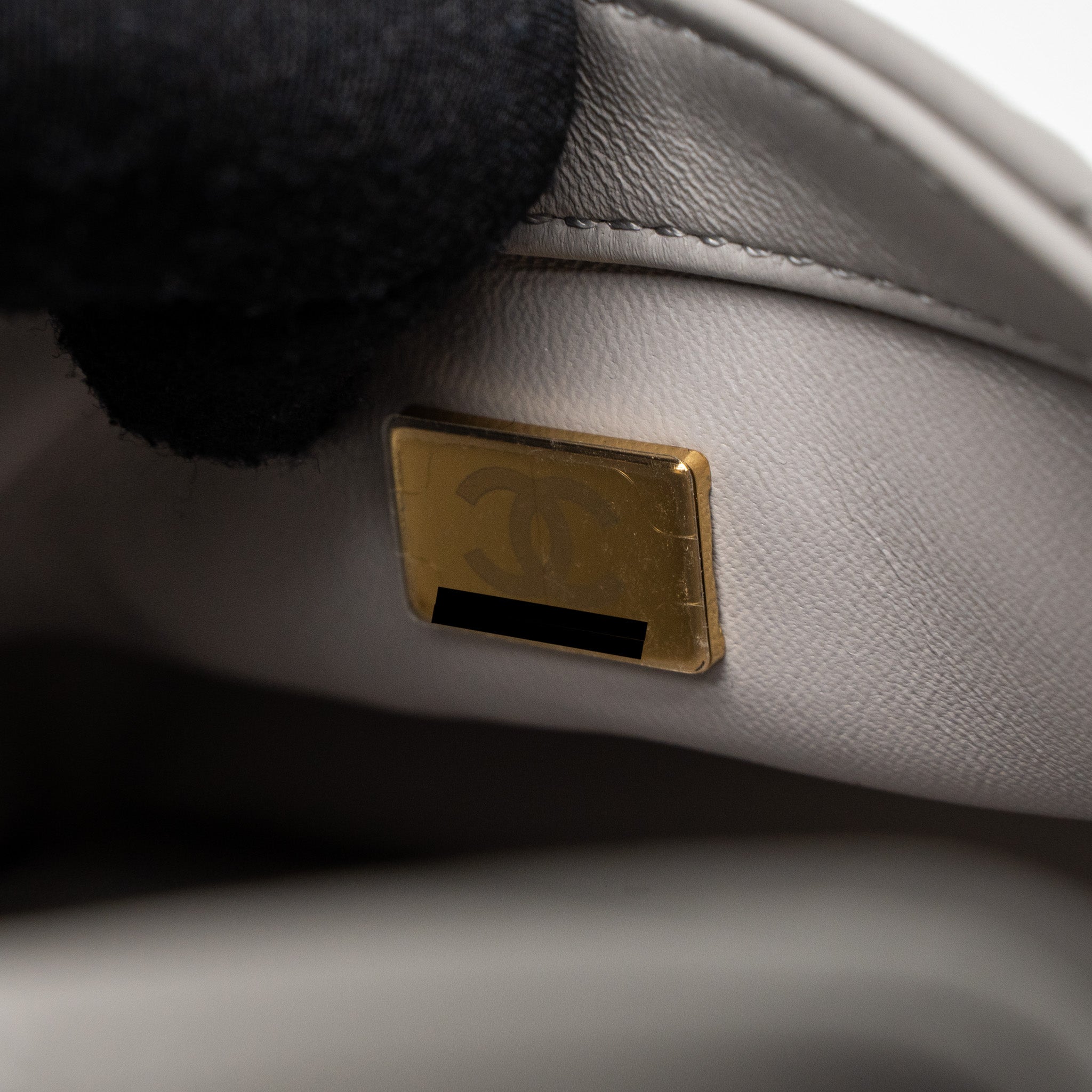 CHANEL PEARL CRUSH MINI RECTANGULAR LAMBSKIN LIGHT GREY BRUSHED GHW (MICROCHIP)