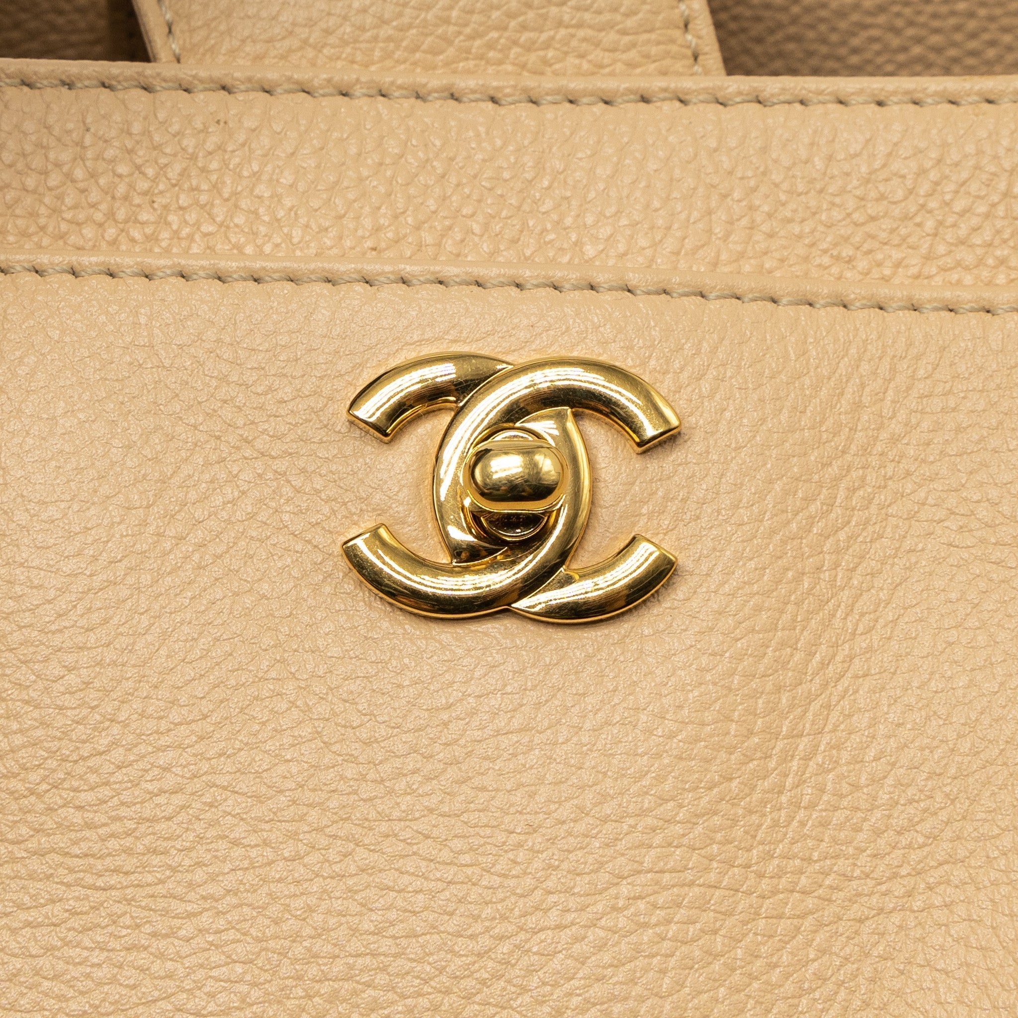 CHANEL CERF TOTE BAG GRAINED CALFSKIN BEIGE GHW
