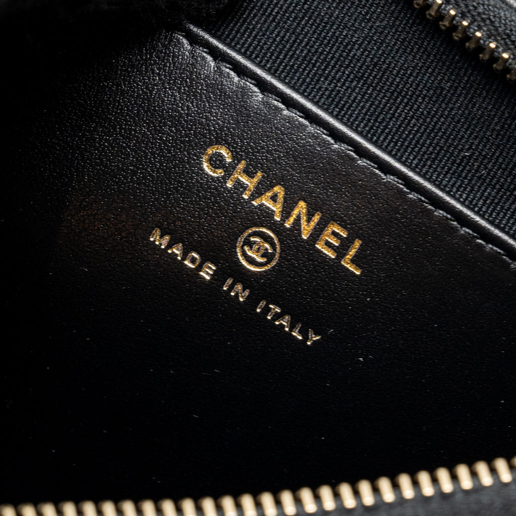 CHANEL 23K SMALL HOBO SHOULDER BAG CALFSKIN BLACK GHW (MICROCHIP)