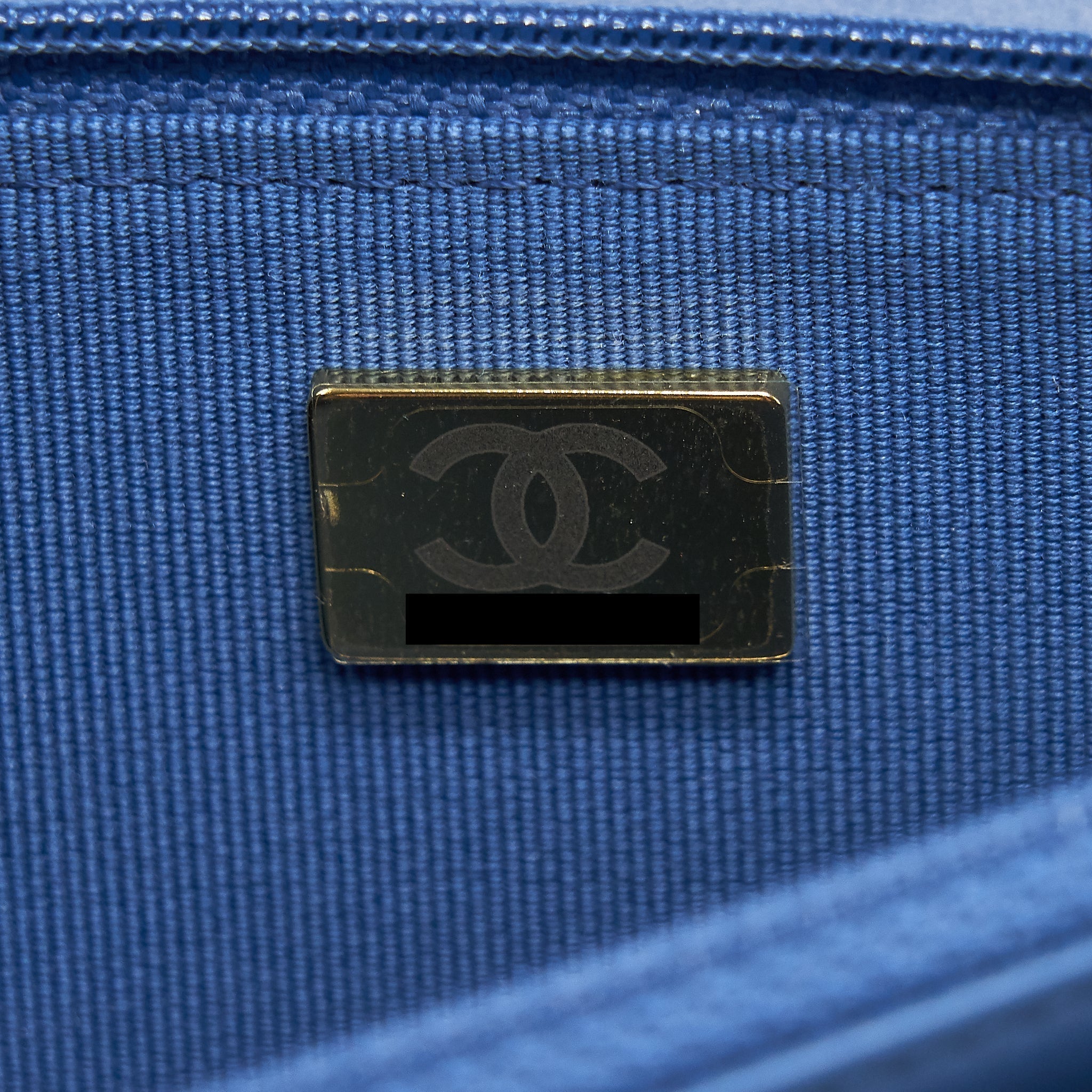 CHANEL 22P DENIM 19 WALLET ON CHAIN