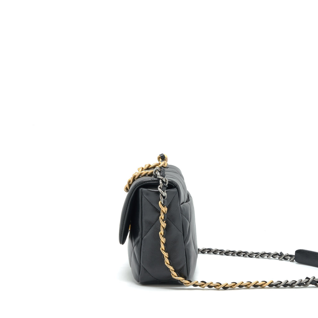 CHANEL SMALL 19 BAG LAMBSKIN BLACK GHW (MICROCHIP)