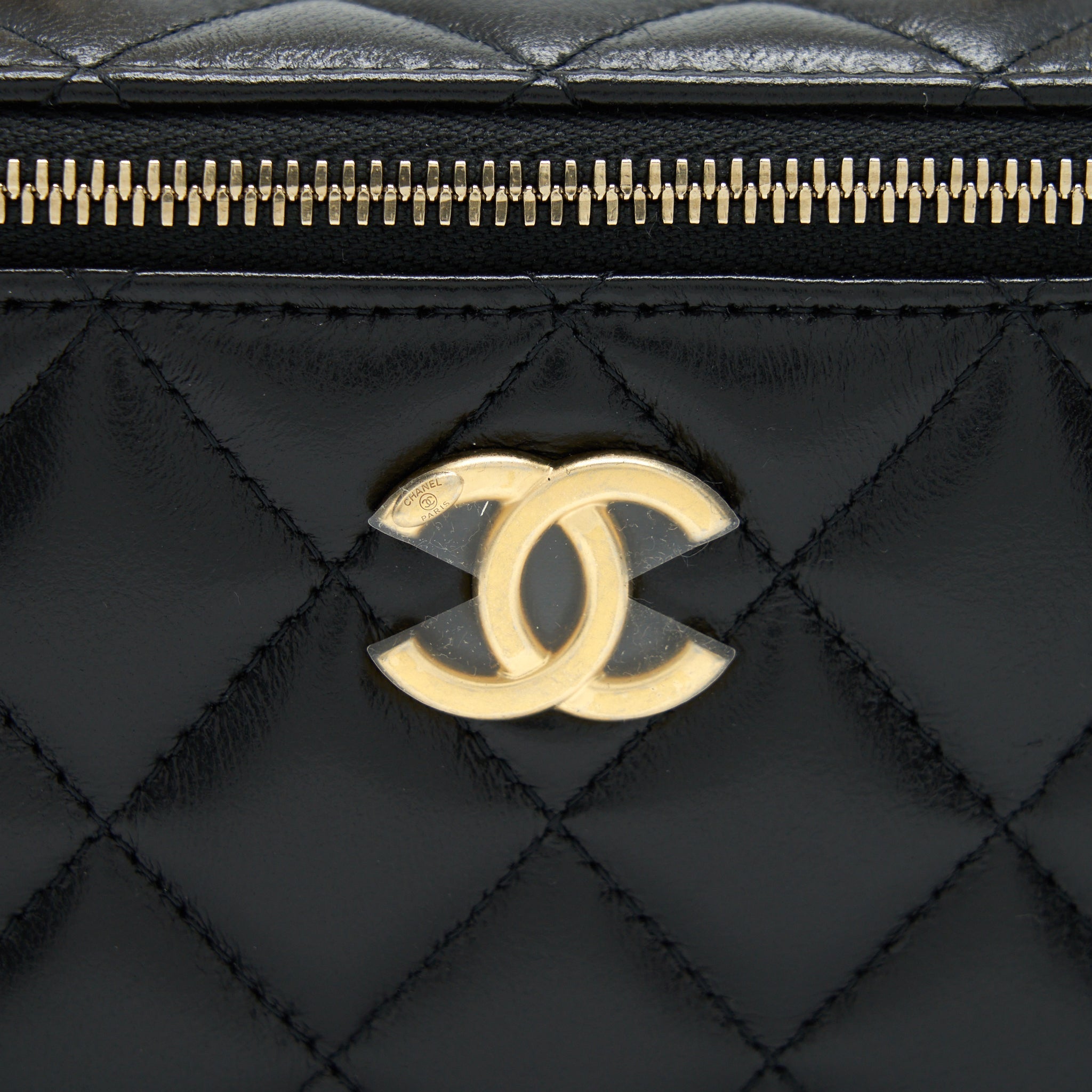 CHANEL 22S LETTER TOP HANDLE LONG VANITY WITH CHAIN LAMBSKIN BLACK GHW