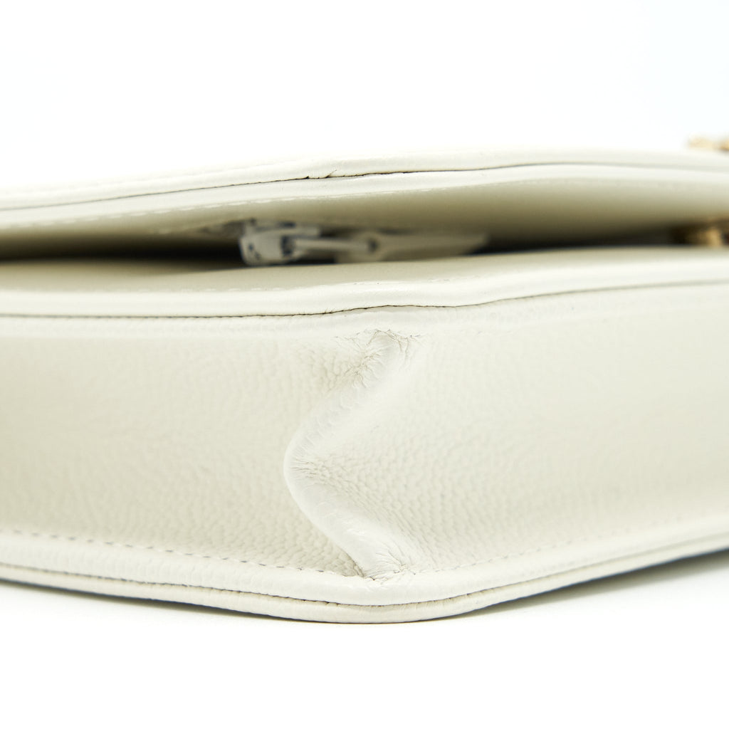 CHANEL BOY WALLET ON CHAIN CAVIAR WHITE LGHW (MICROCHIP)