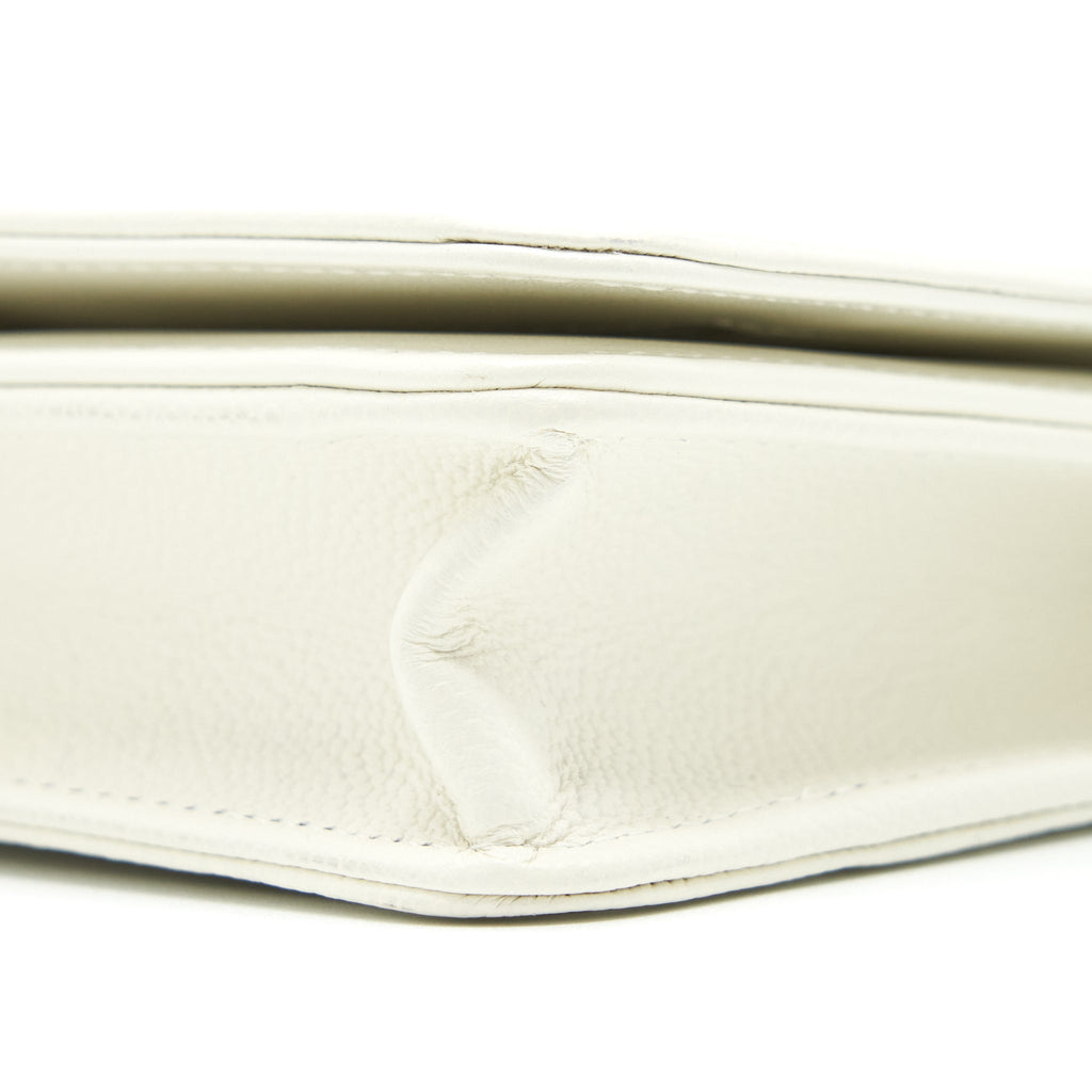 CHANEL BOY WALLET ON CHAIN CAVIAR WHITE LGHW (MICROCHIP)