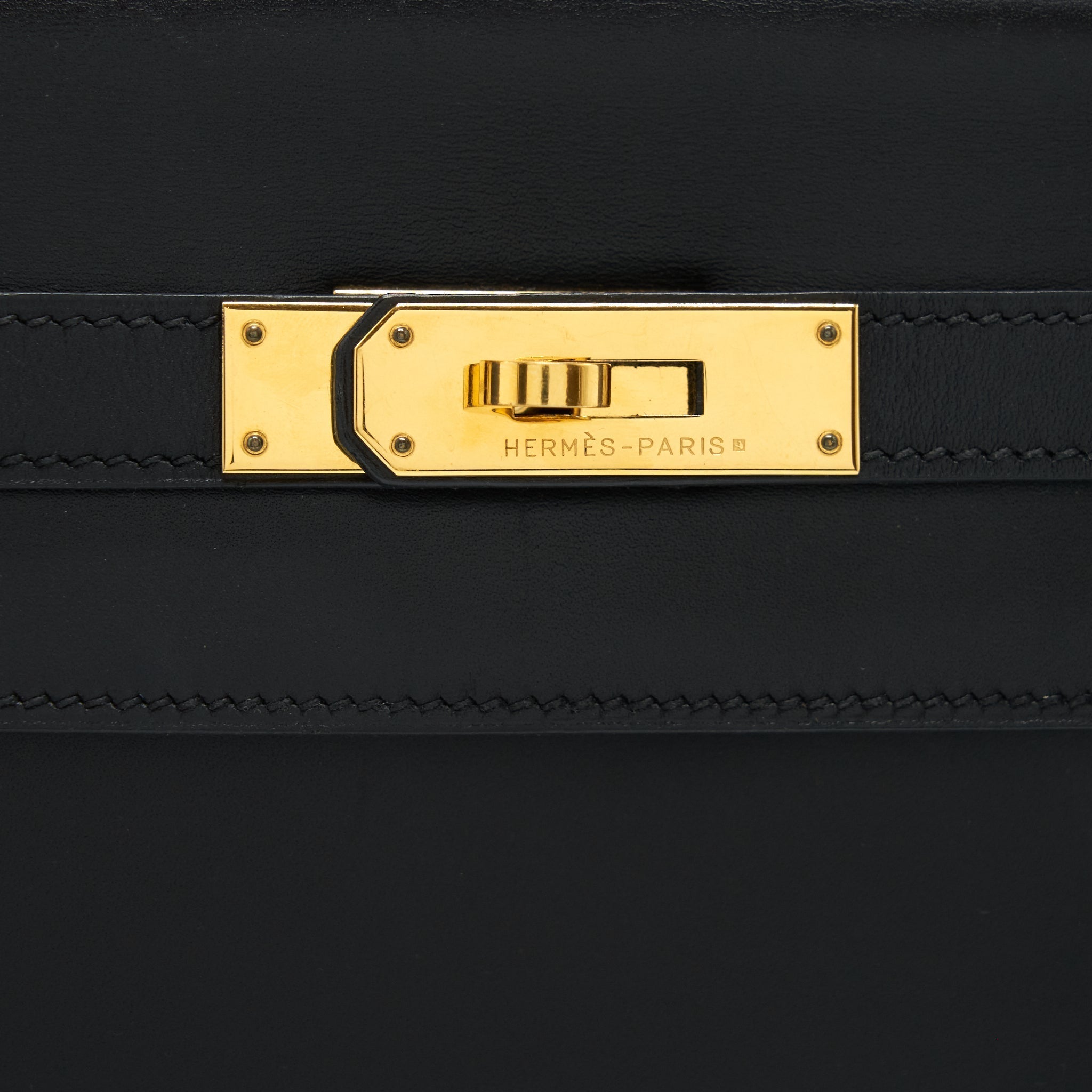 HERMES KELLY 32 BOX LEATHER BLACK GHW