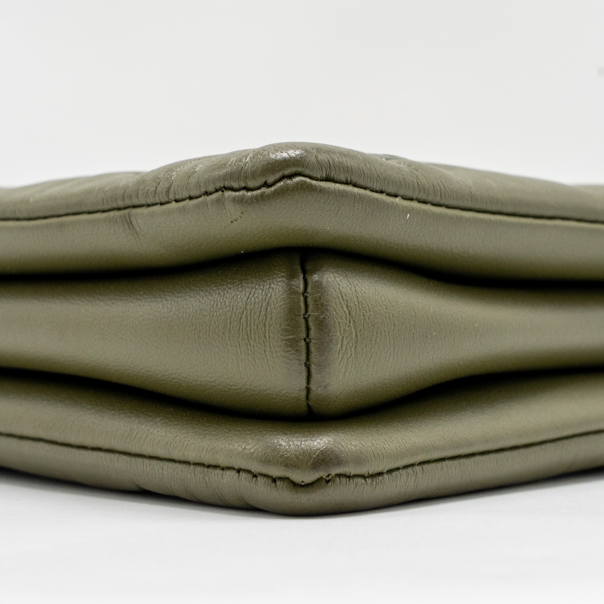 LOUIS VUITTON COUSSIN MM MONOGRAM-EMBOSSED PUFFY LAMBSKIN KHAKI GHW
