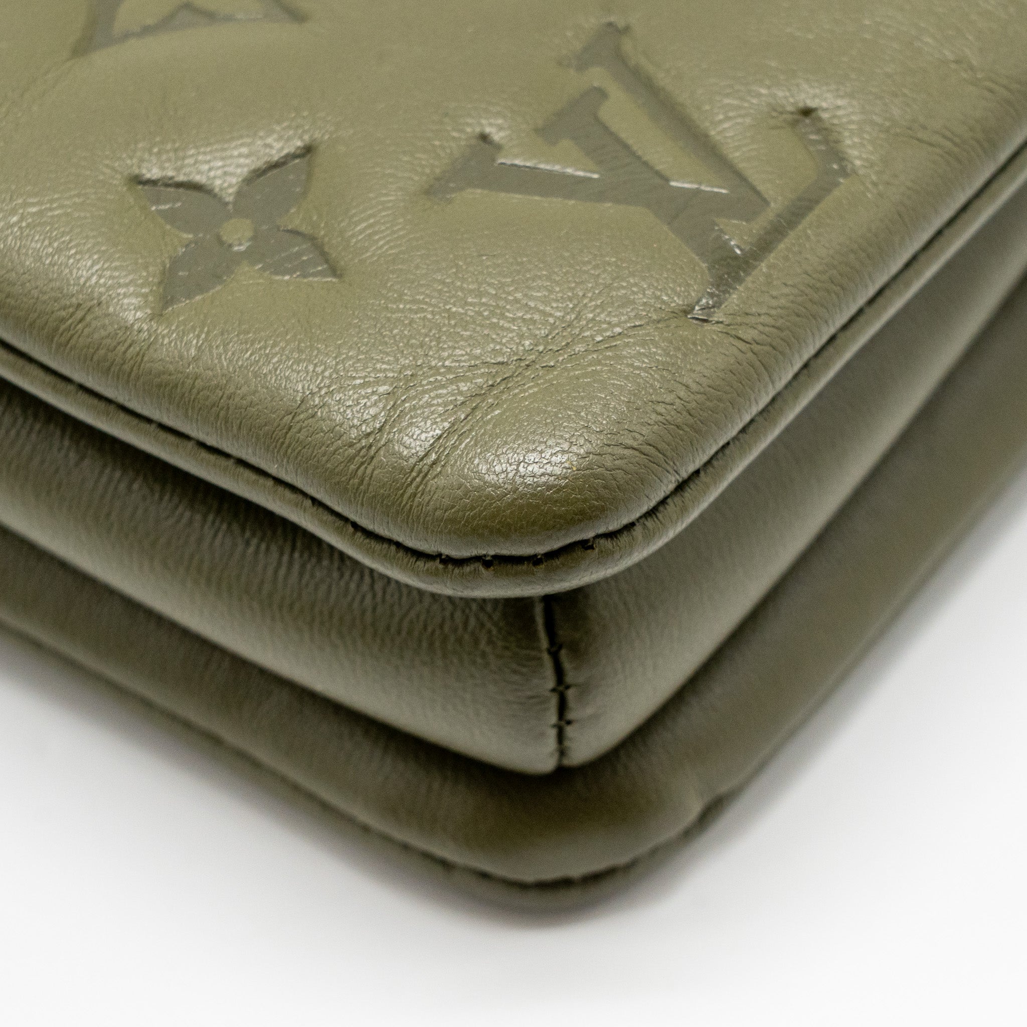 LOUIS VUITTON COUSSIN MM MONOGRAM-EMBOSSED PUFFY LAMBSKIN KHAKI GHW