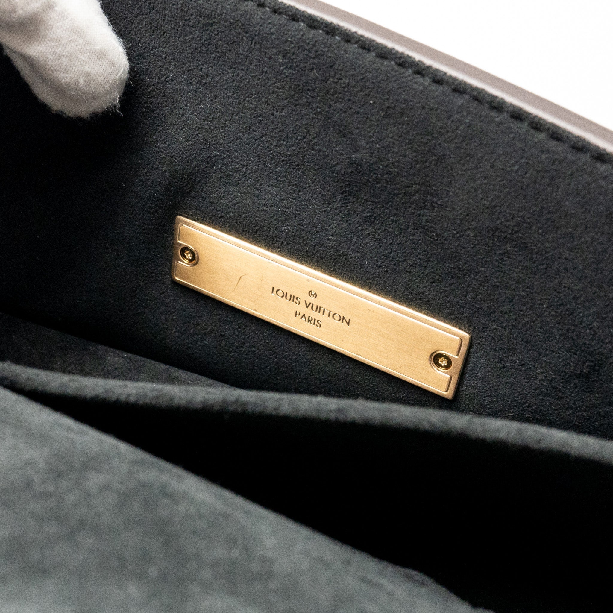 LOUIS VUITTON DAUPHINE EAST-WEST CHAIN SHOULDER BAG MONOGRAM REVERSE CANVAS GHW