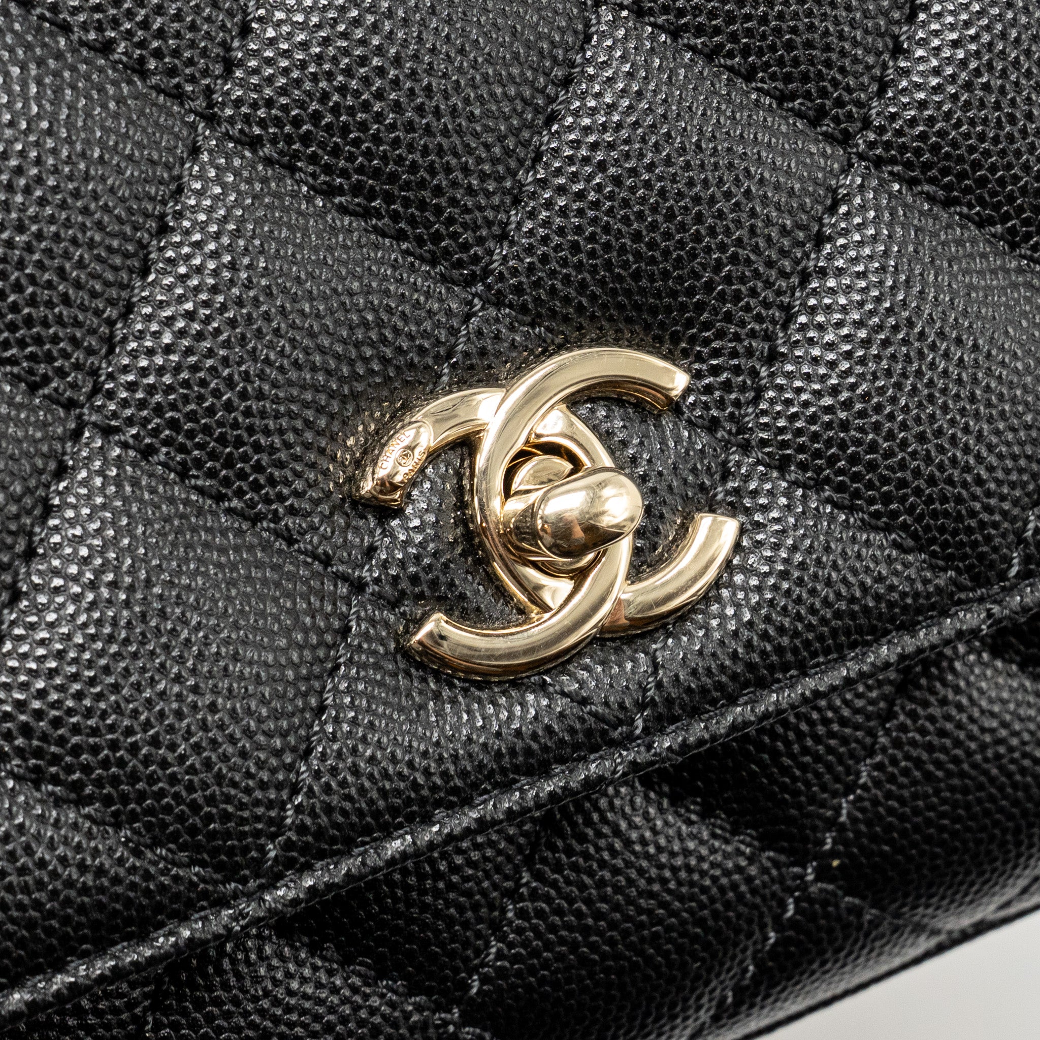CHANEL MINI COCO HANDLE CAVIAR BLACK / BURGUNDY HANDLE LGHW (MICROCHIP)