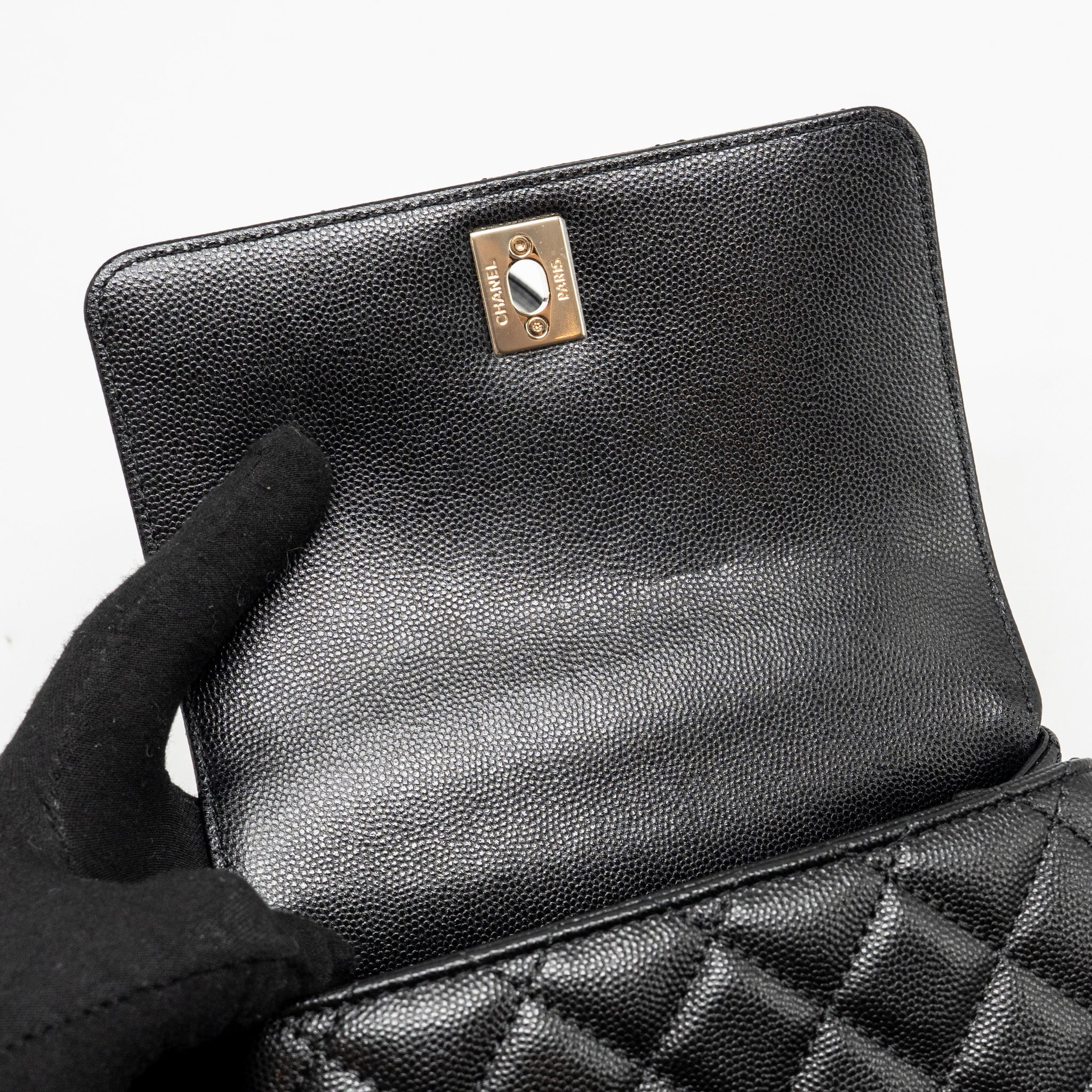 CHANEL MINI COCO HANDLE CAVIAR BLACK / BURGUNDY HANDLE LGHW (MICROCHIP)