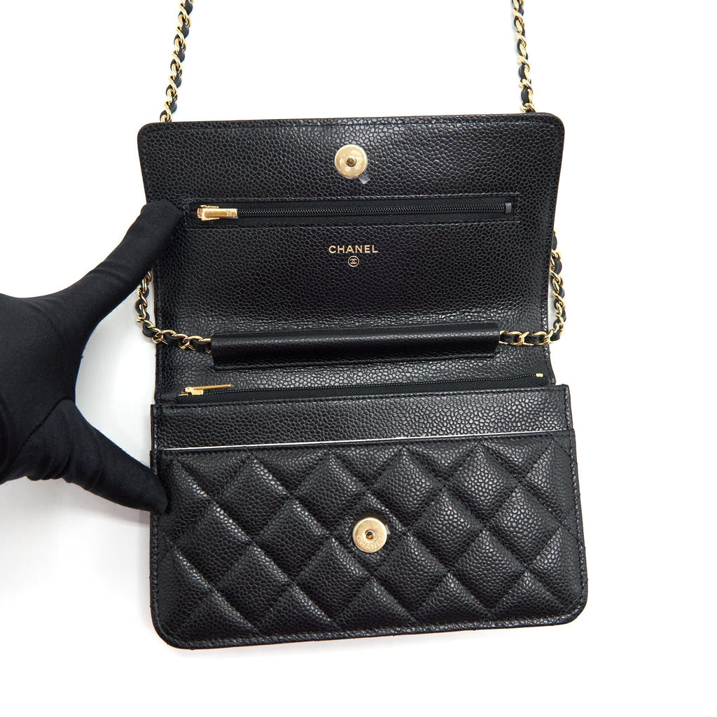 CHANEL 22P CLASSIC WALLET ON CHAIN CAVIAR BLACK LGHW (MICROCHIP)