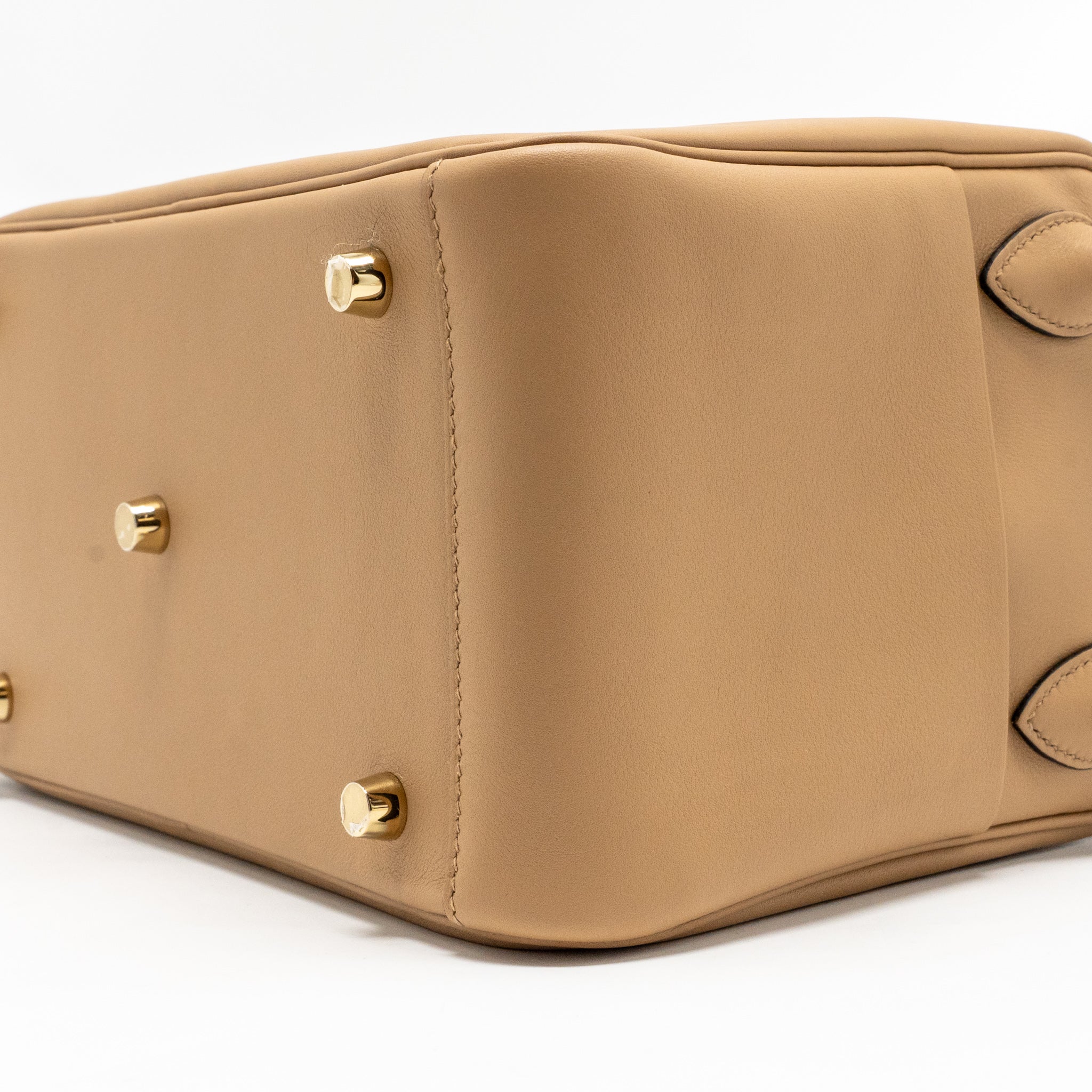 HERMES LINDY 26 SWIFT CHAI / MAUVE SYLVESTRE GHW