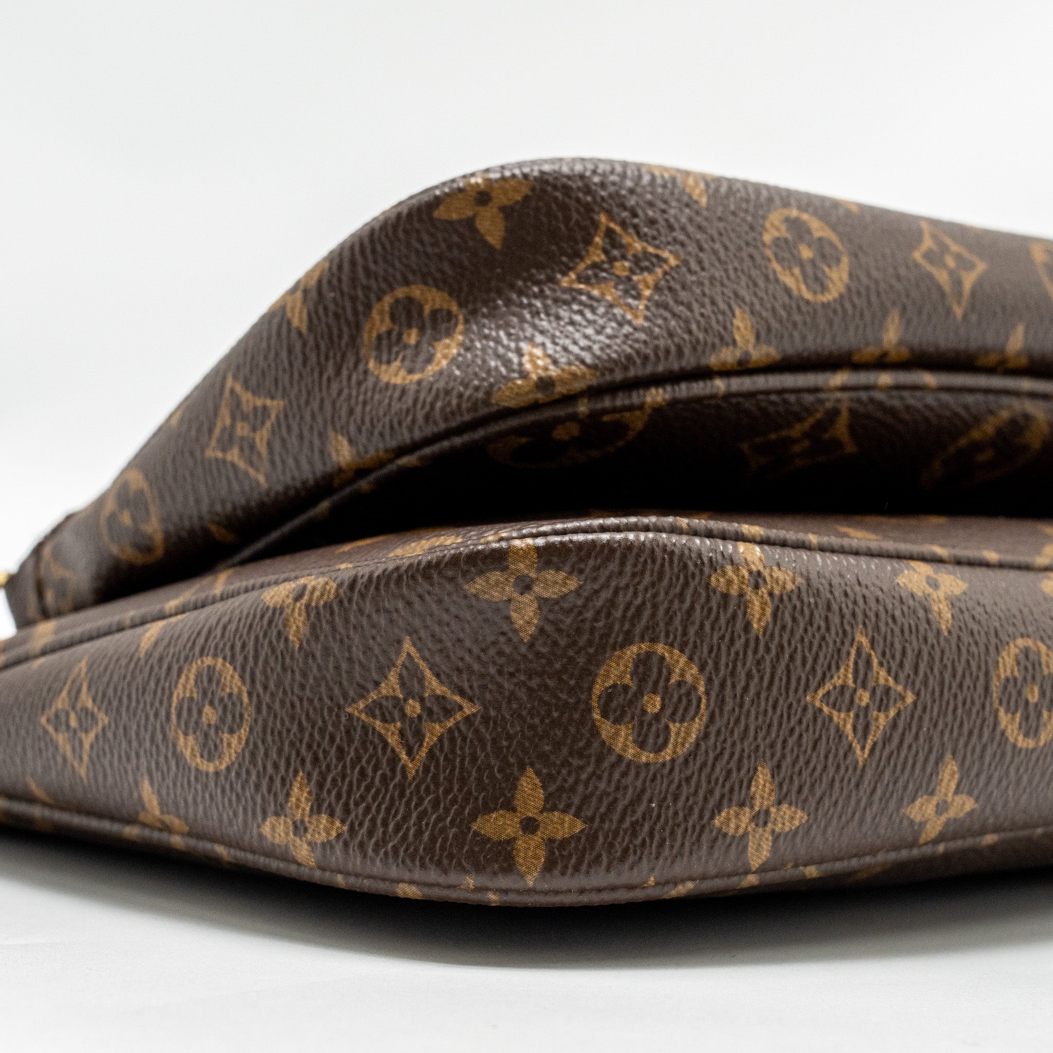 LOUIS VUITTON MULTI POCHETTE ACCESSORIES MONOGRAM CANVAS PINK STRAP GHW